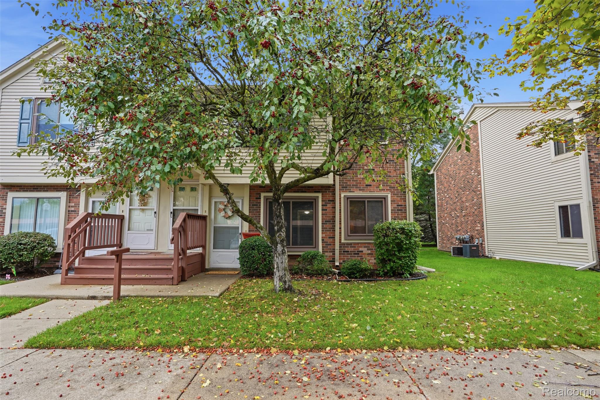 27729, Harrison Woods, Harrison Township, Michigan, 48045