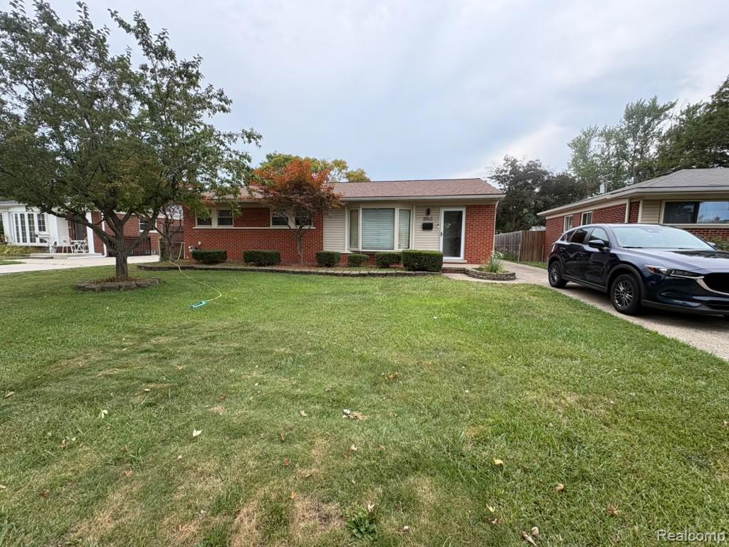 8863, Birkhill, Sterling Heights, Michigan, 48314