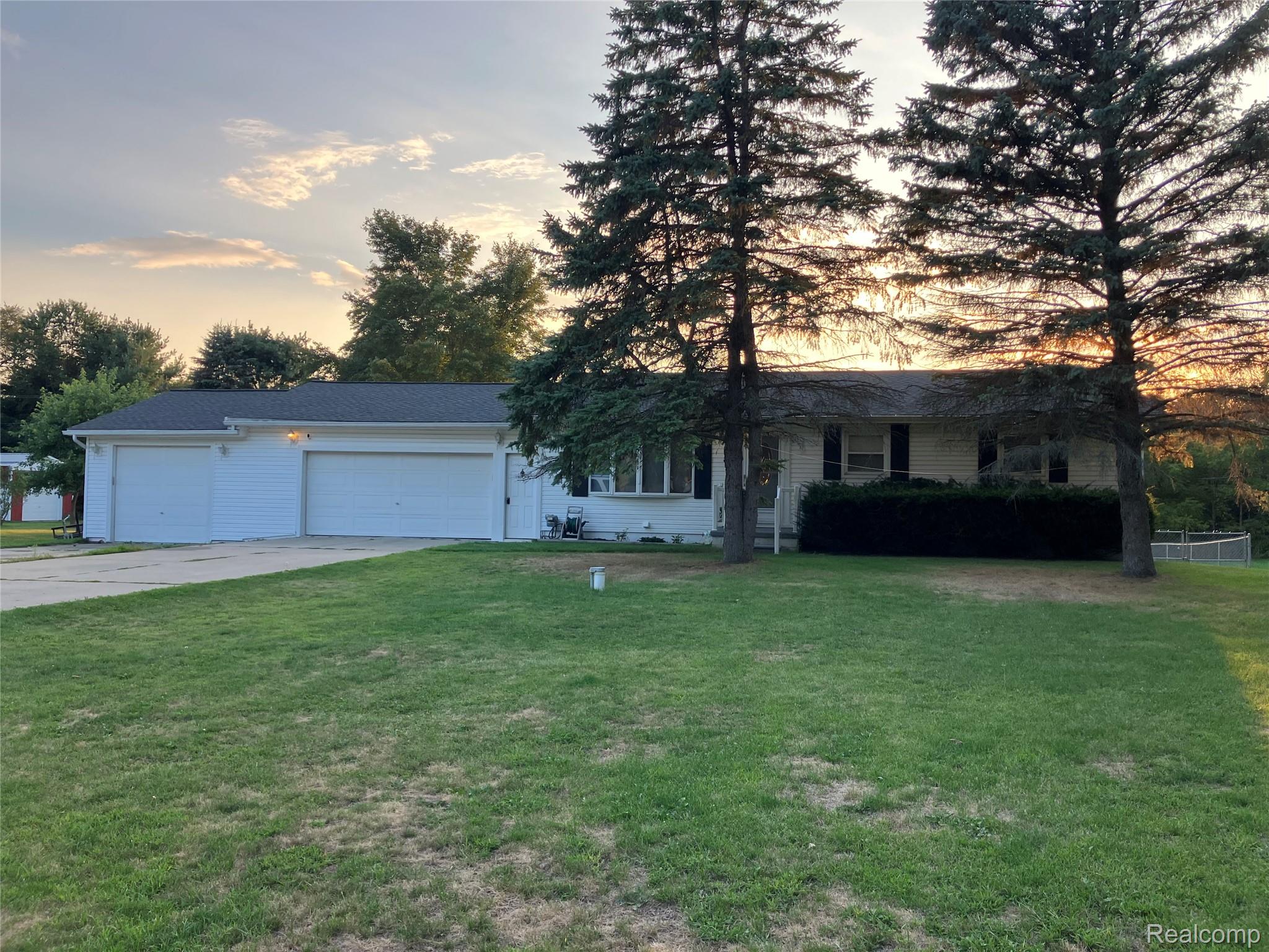 1569, Wade, Lapeer, Michigan, 48446