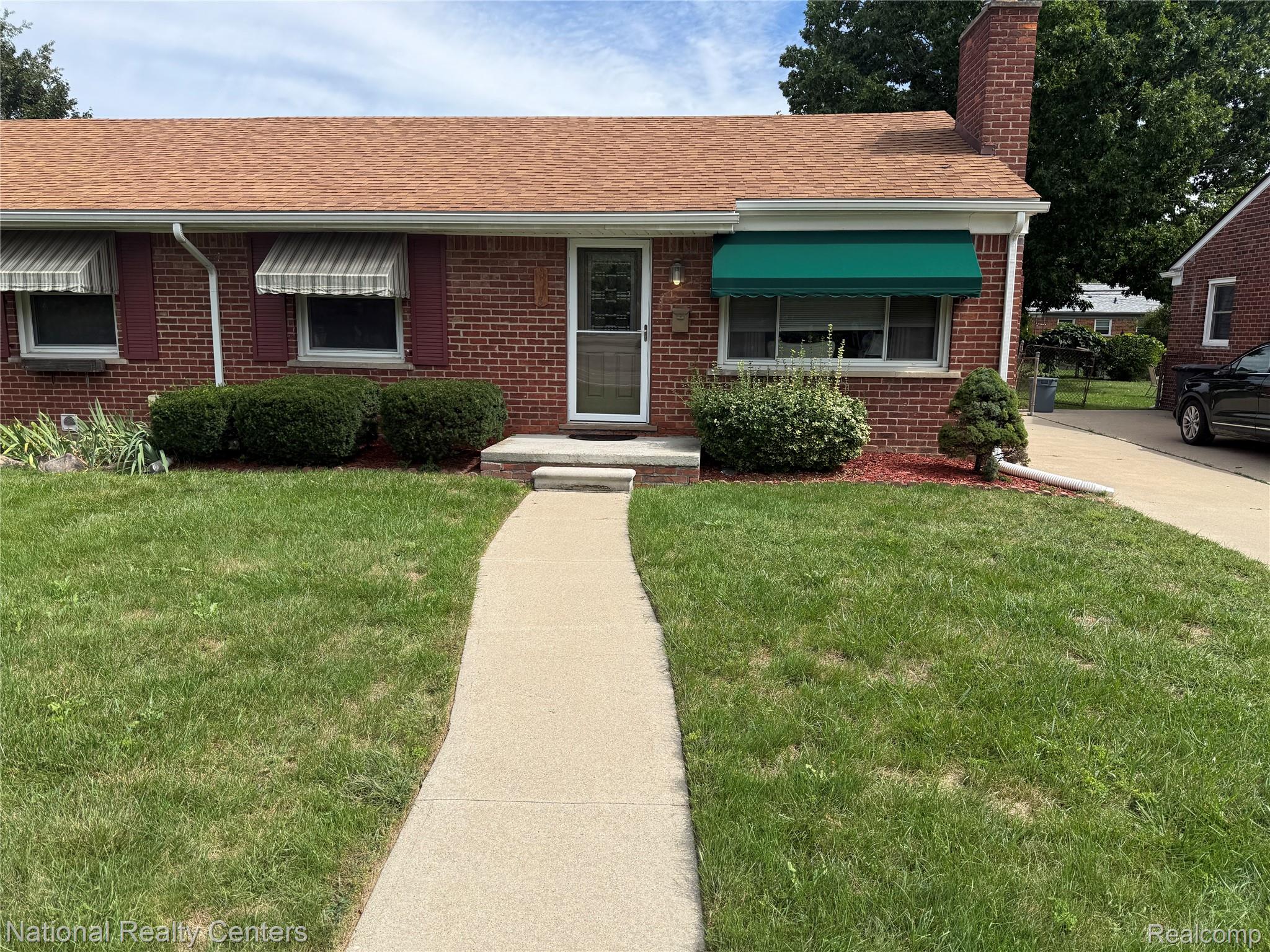 9918, Farmington, Livonia, Michigan, 48150