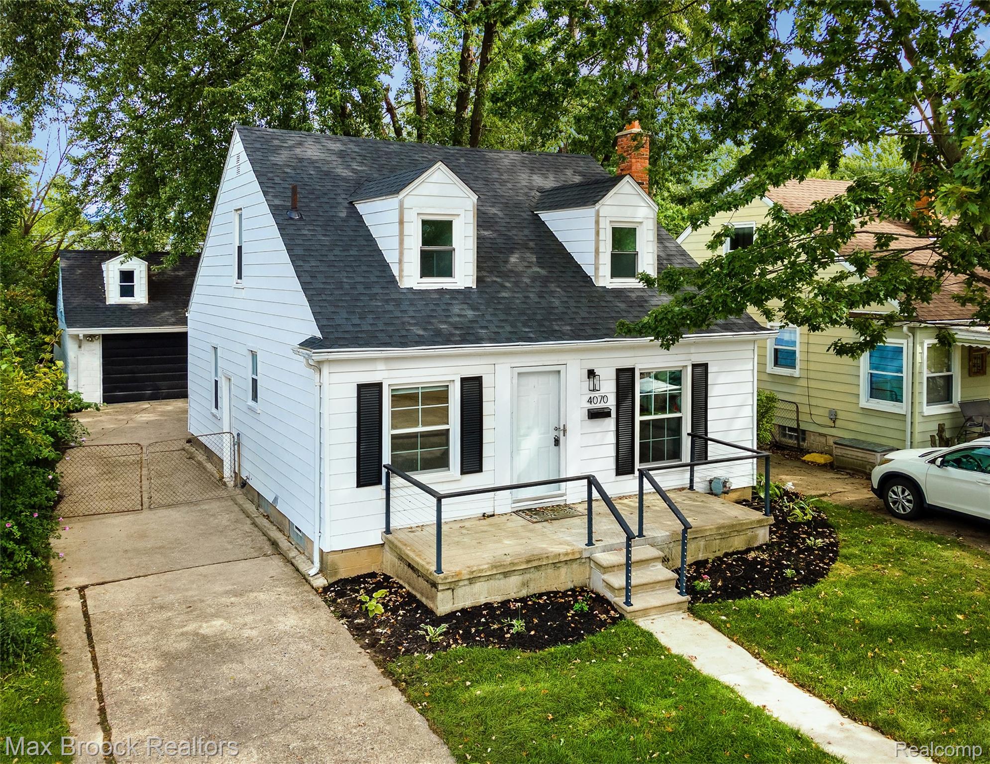 4070, Bacon, Berkley, Michigan, 48072