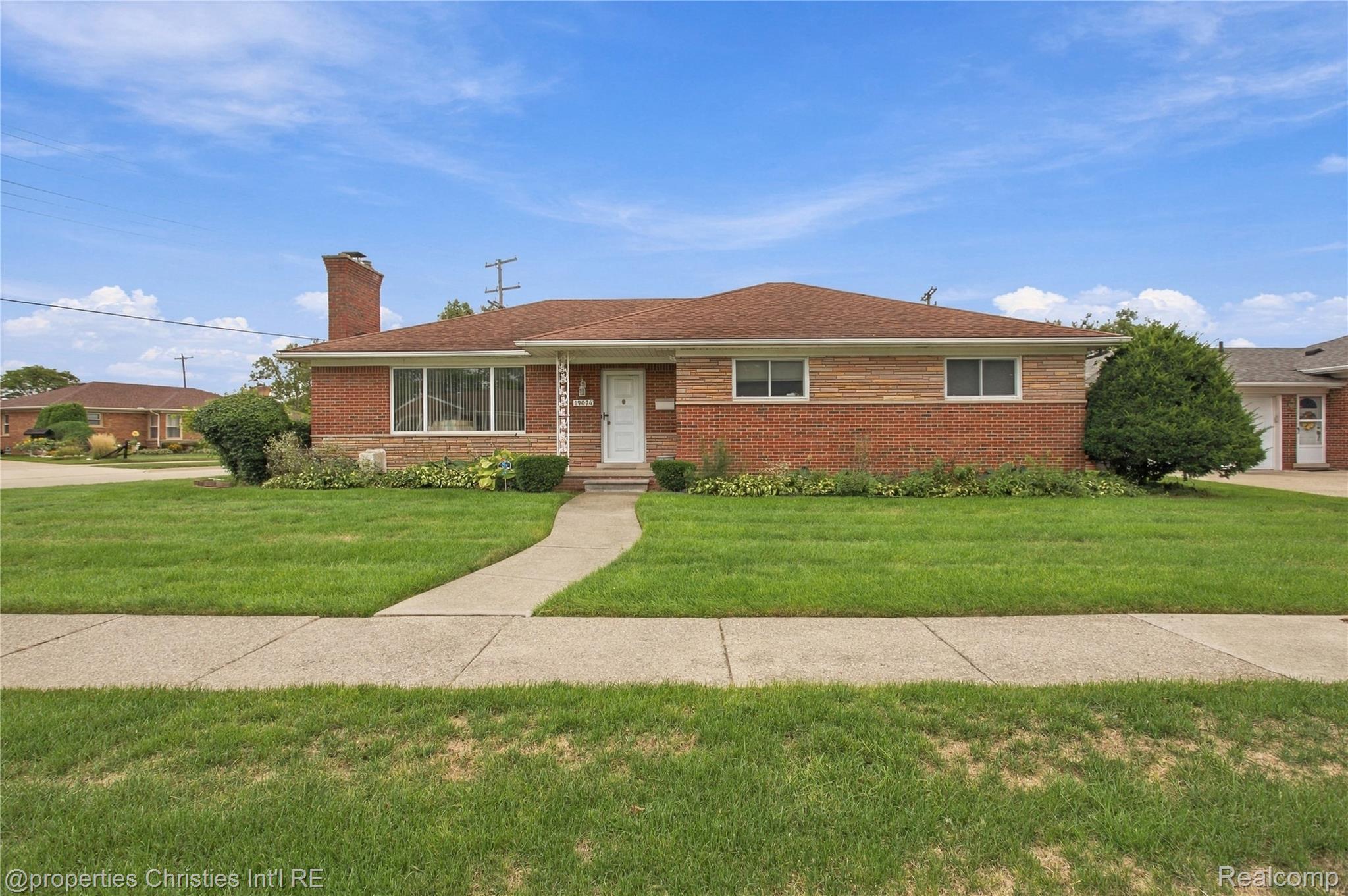 19074, Norton, Eastpointe, Michigan, 48021