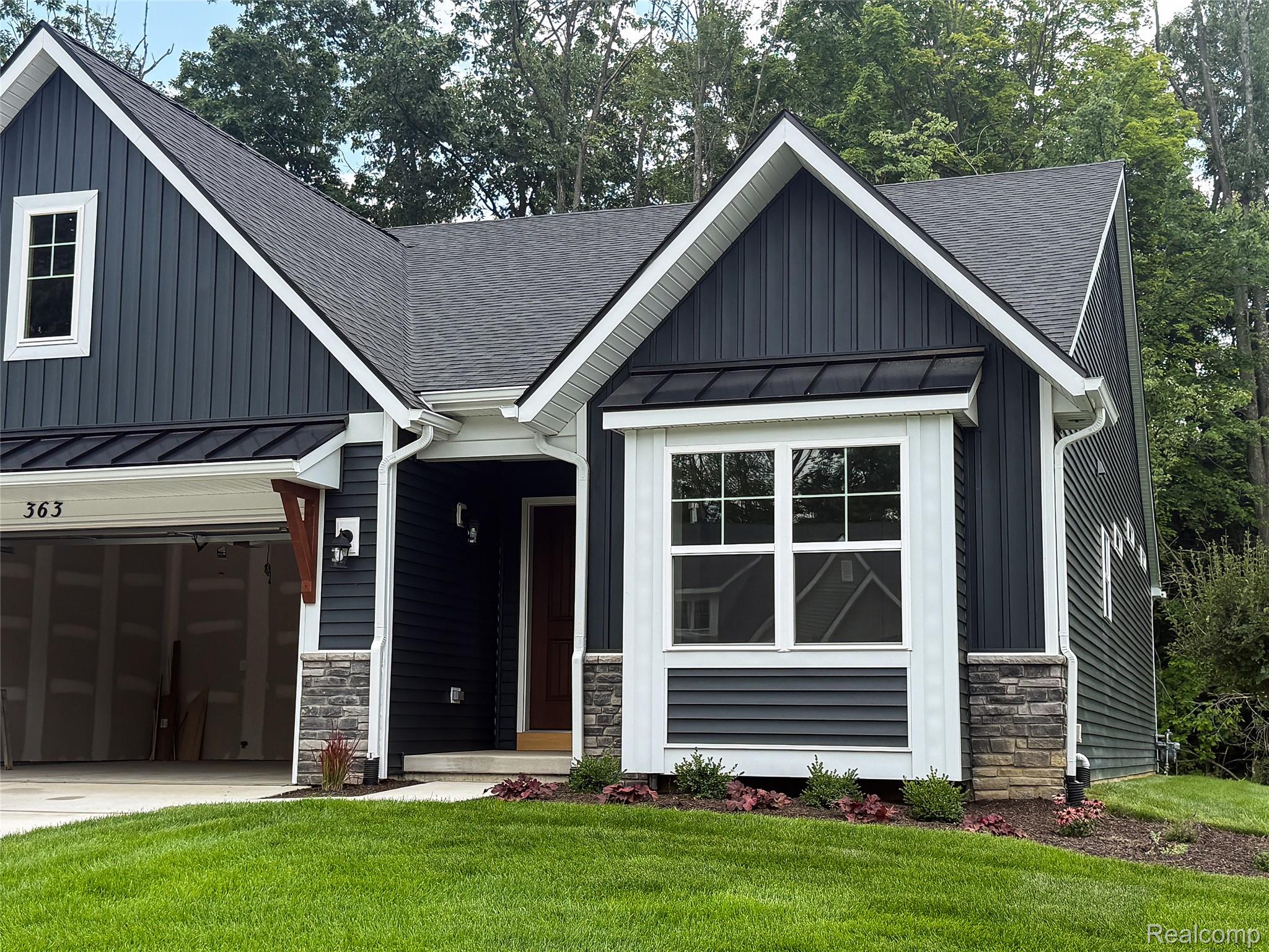 363, Canyon Creek, #22, Howell, Michigan, 48843