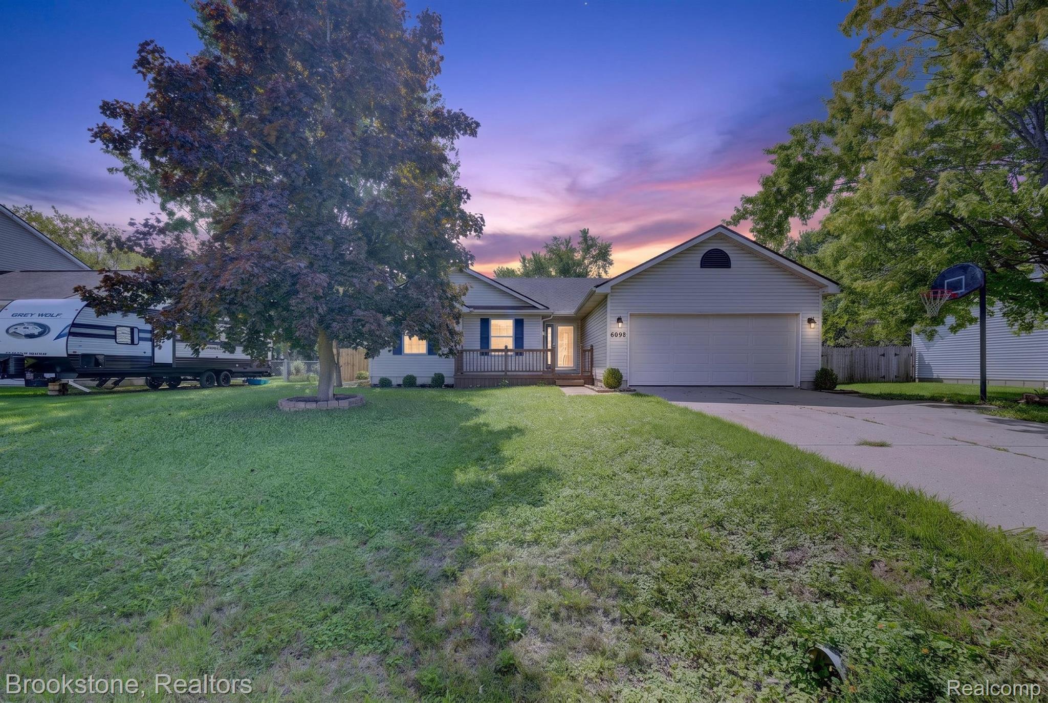 6098, Hedgerow, Grand Blanc, Michigan, 48439