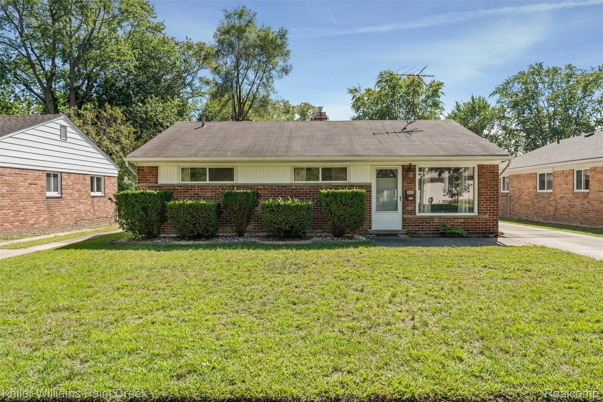 341, Farnum, Madison Heights, Michigan, 48071