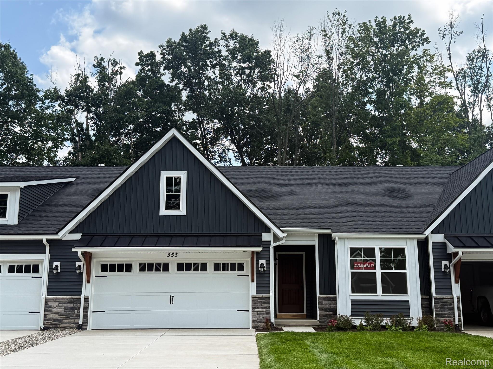 355, Canyon Creek, #23, Howell, Michigan, 48843