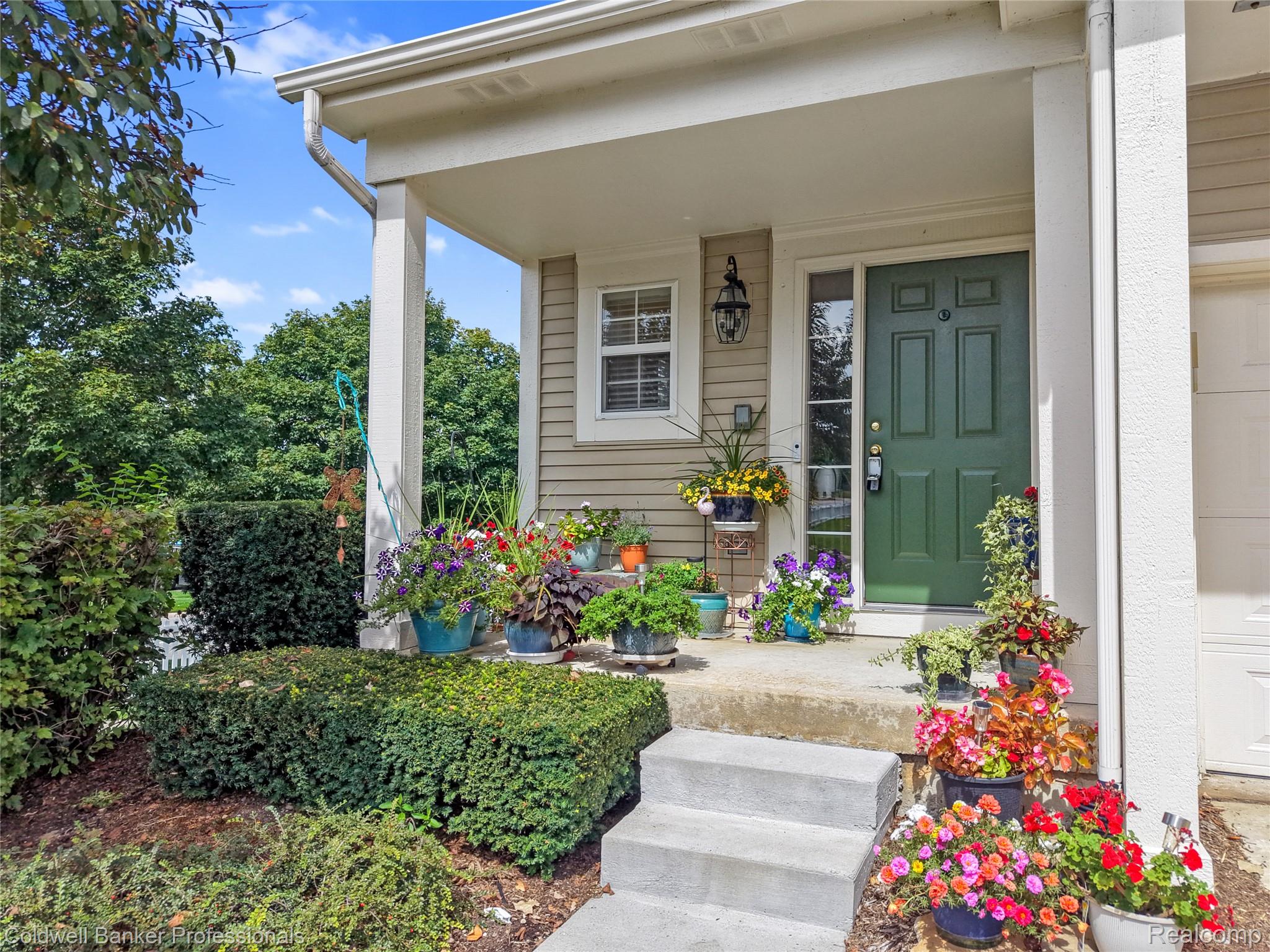 731, Bluff, Rochester Hills, Michigan, 48307