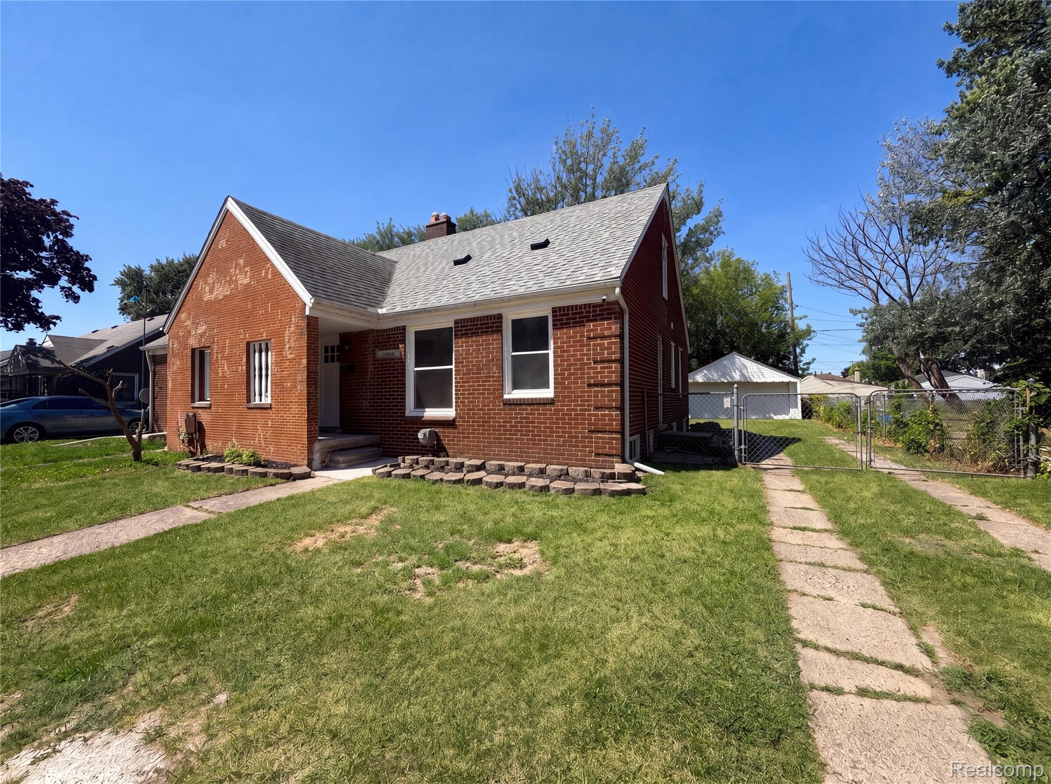23089, Brittany, Eastpointe, Michigan, 48021