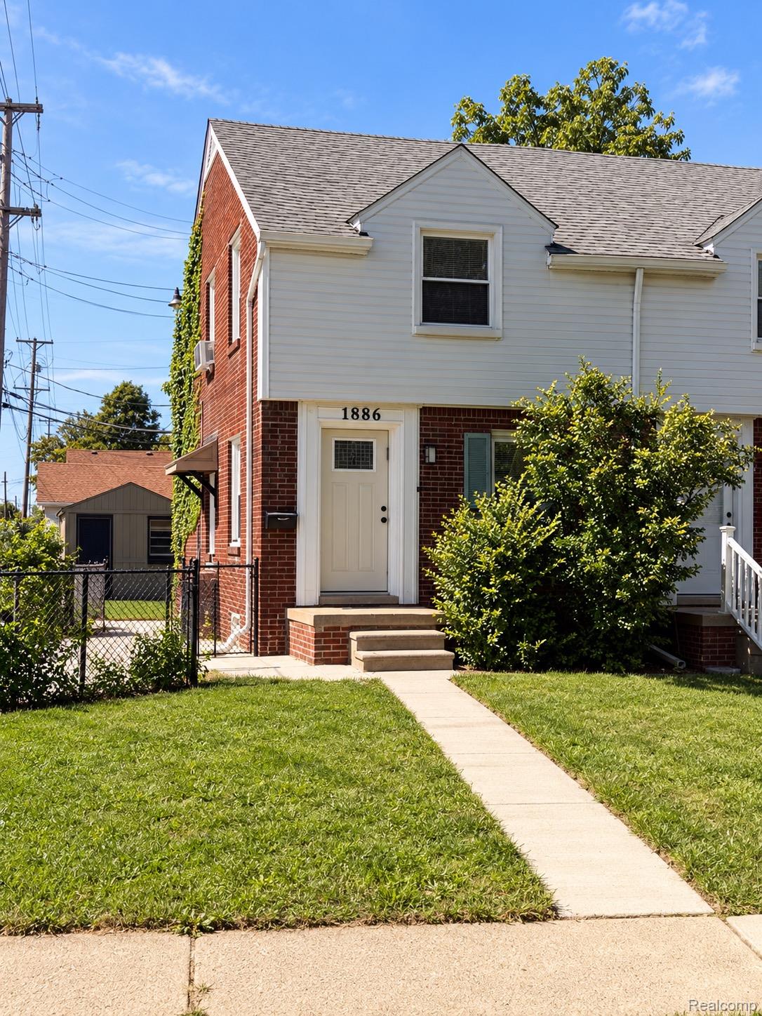 1886, 15th, Wyandotte, Michigan, 48192