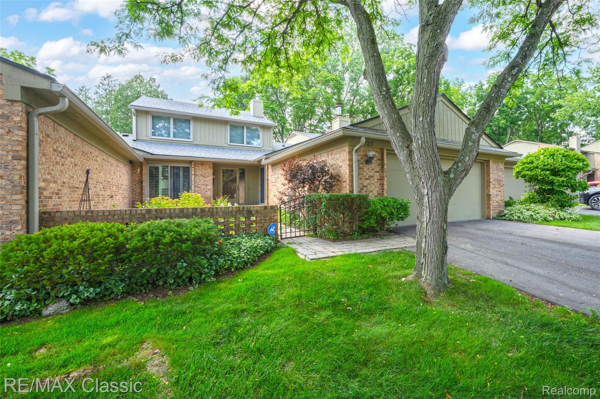 727, Arbor, Bloomfield Hills, Michigan, 48304