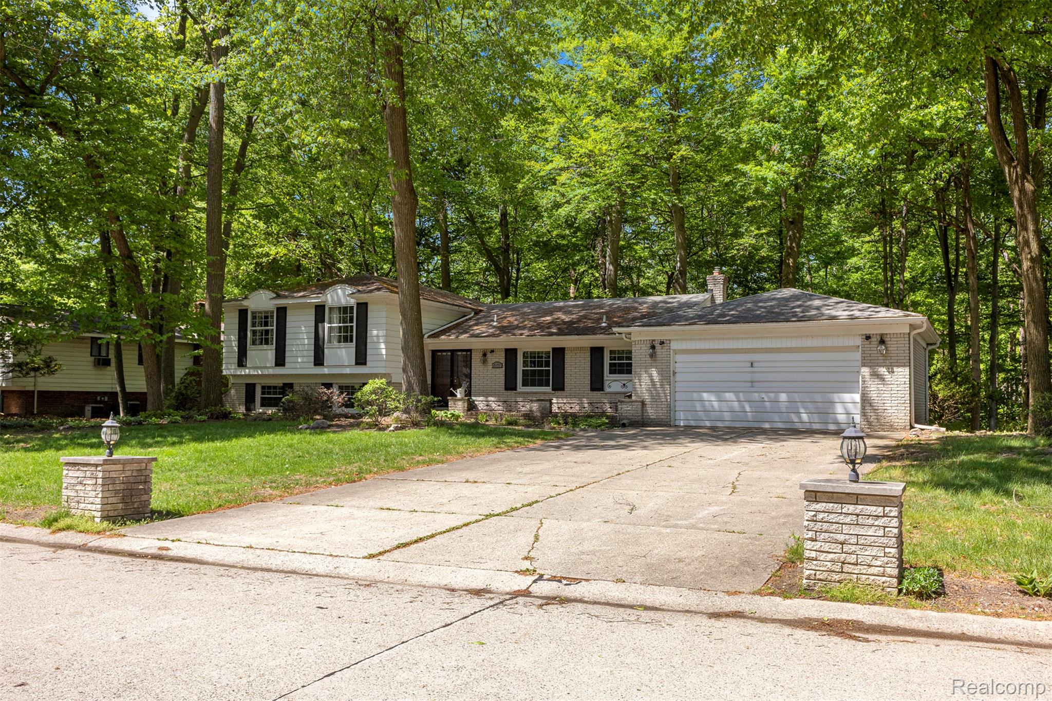 21257, Woodfarm, Northville, Michigan, 48167