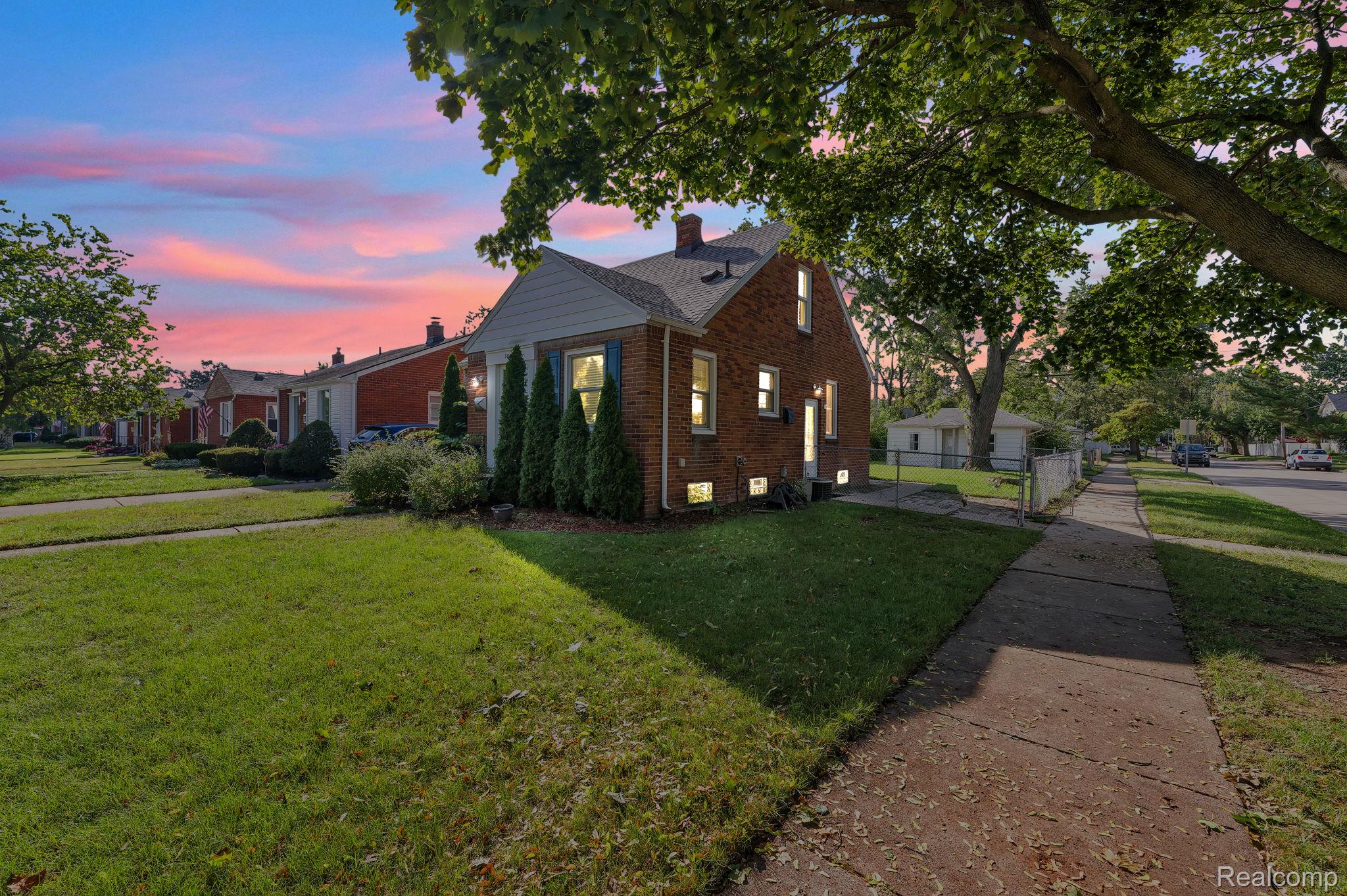 24163, Ross, Dearborn, Michigan, 48124