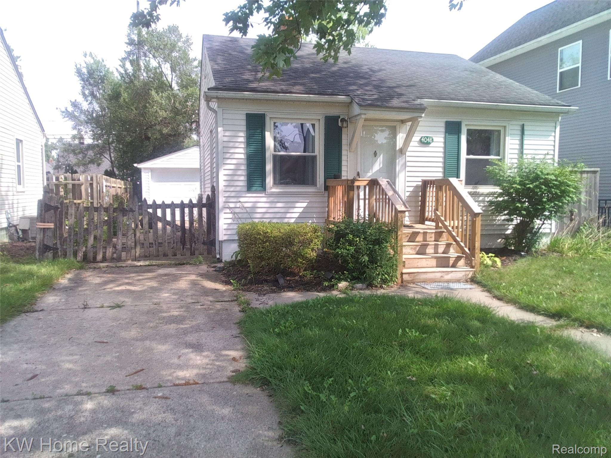 4048, Buckingham, Berkley, Michigan, 48072