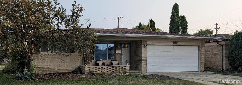 12423, Deming, Sterling Heights, Michigan, 48312