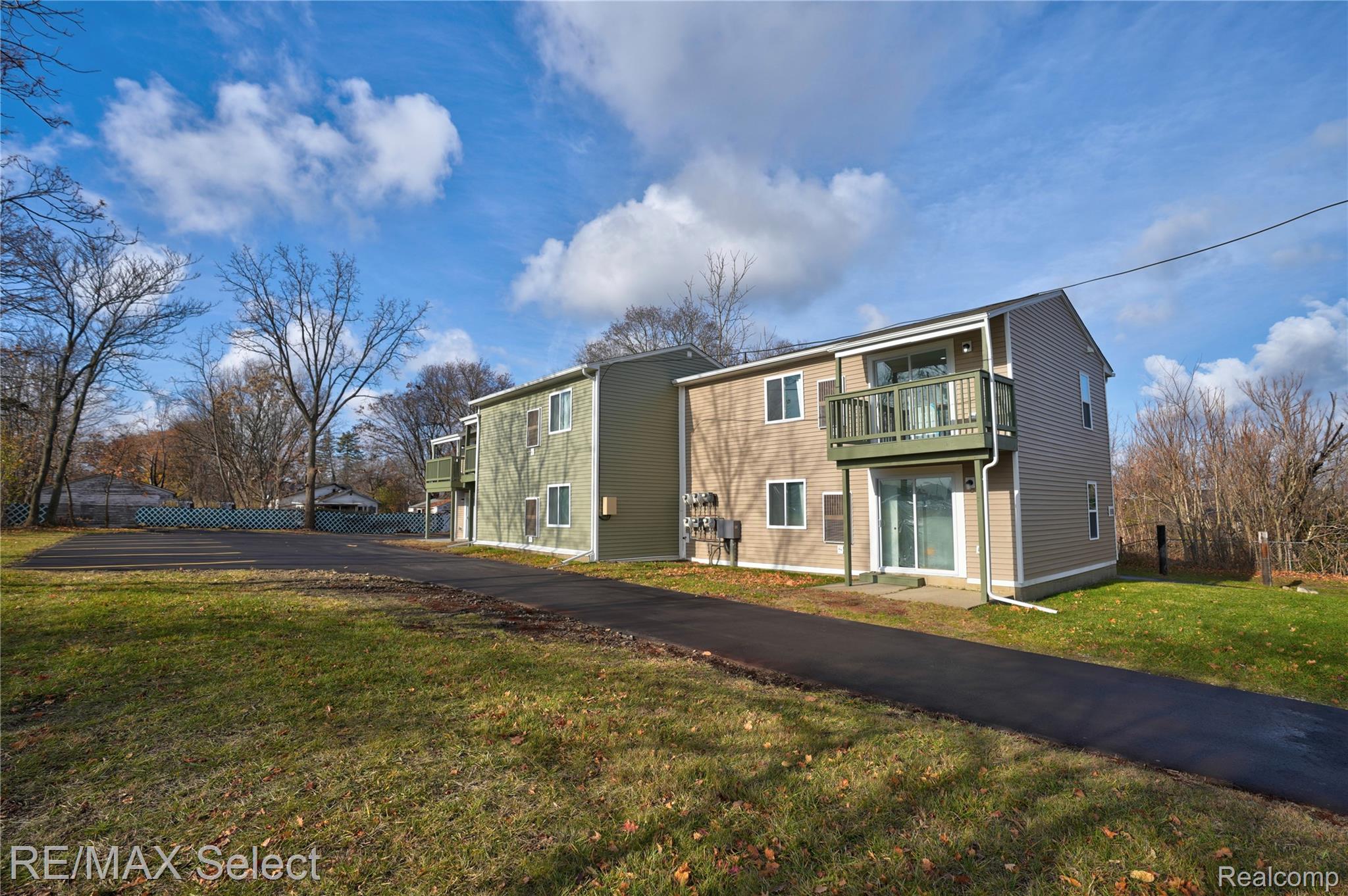 816, Asylum, Flint, Michigan, 48503