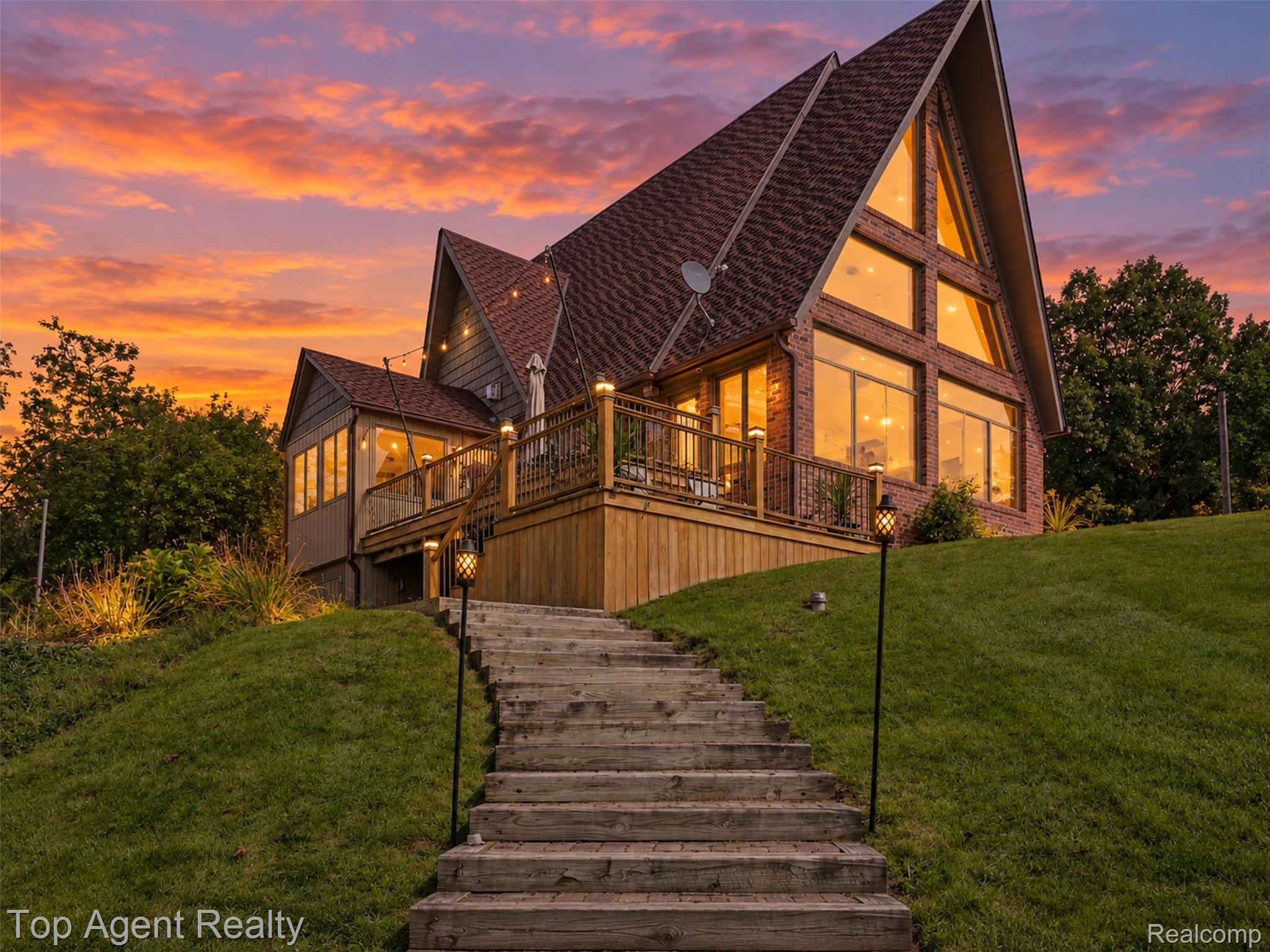 247, Scott, Kimball, Michigan, 48074