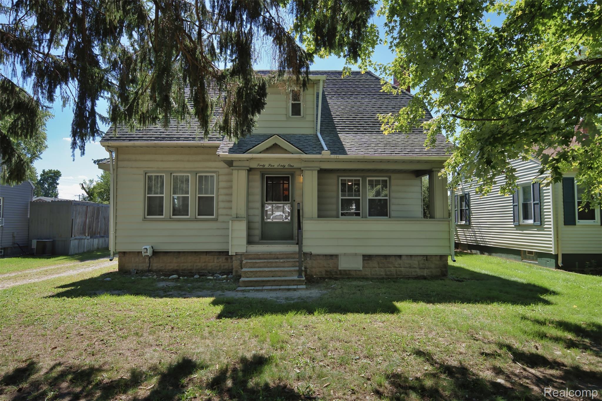 4561, Thirza, Waterford, Michigan, 48329