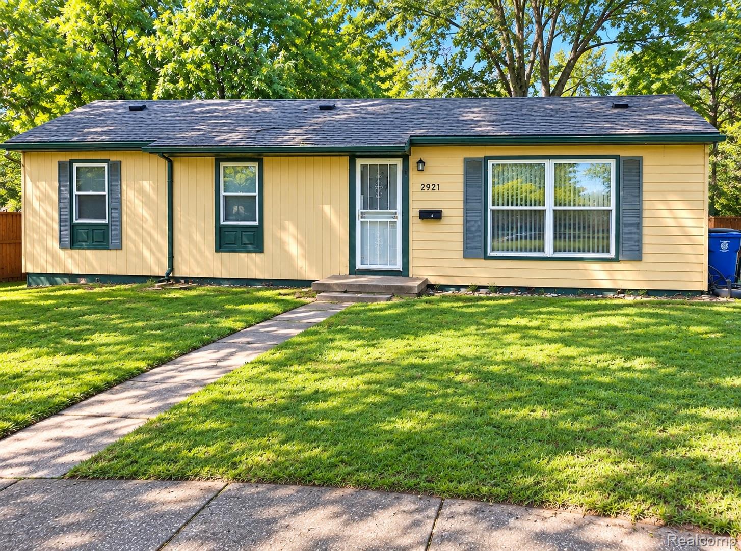 2921, Pierson, Flint, Michigan, 48506