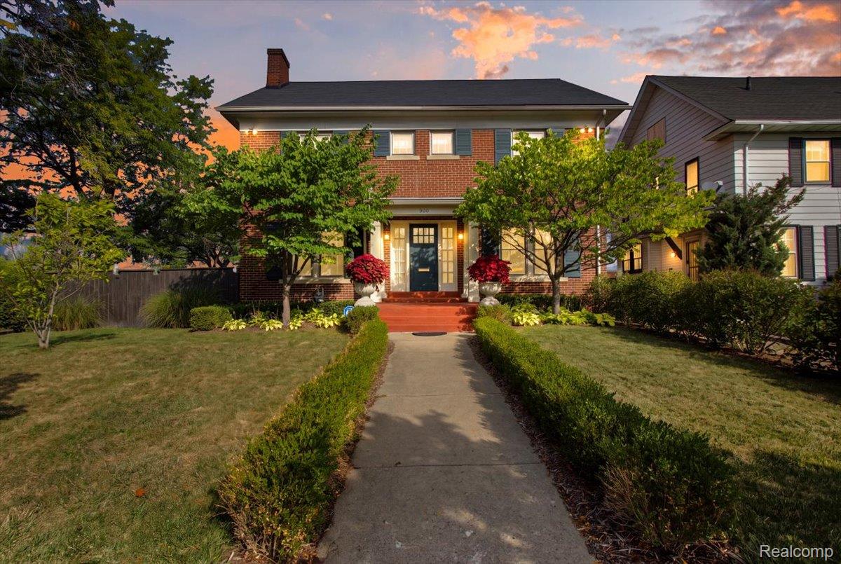 900, Taylor, Detroit, Michigan, 48202