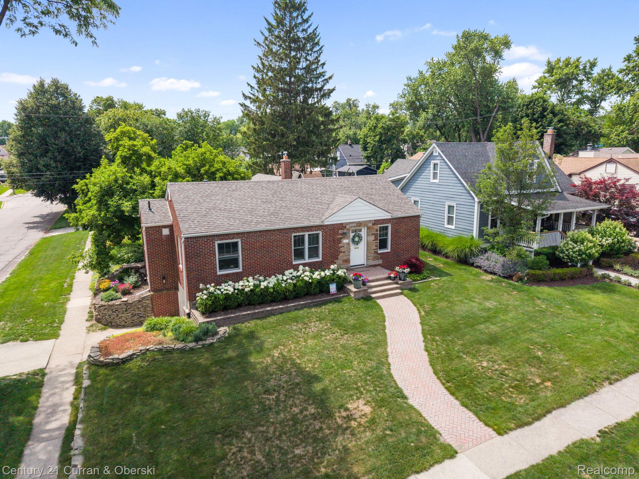 551, Evergreen, Plymouth, Michigan, 48170