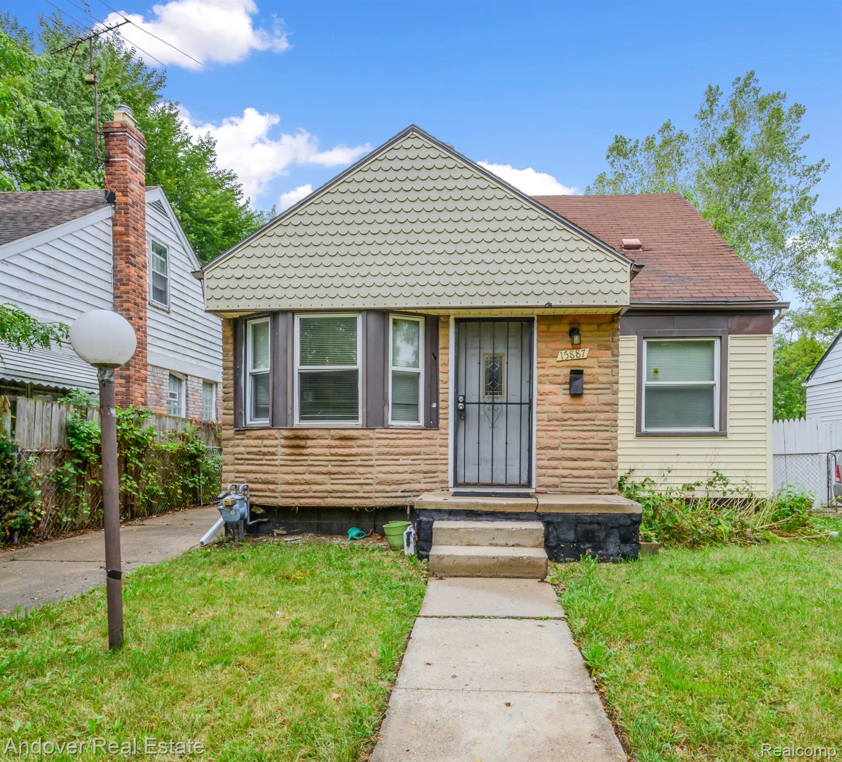 15887, Rossini, Detroit, Michigan, 48205