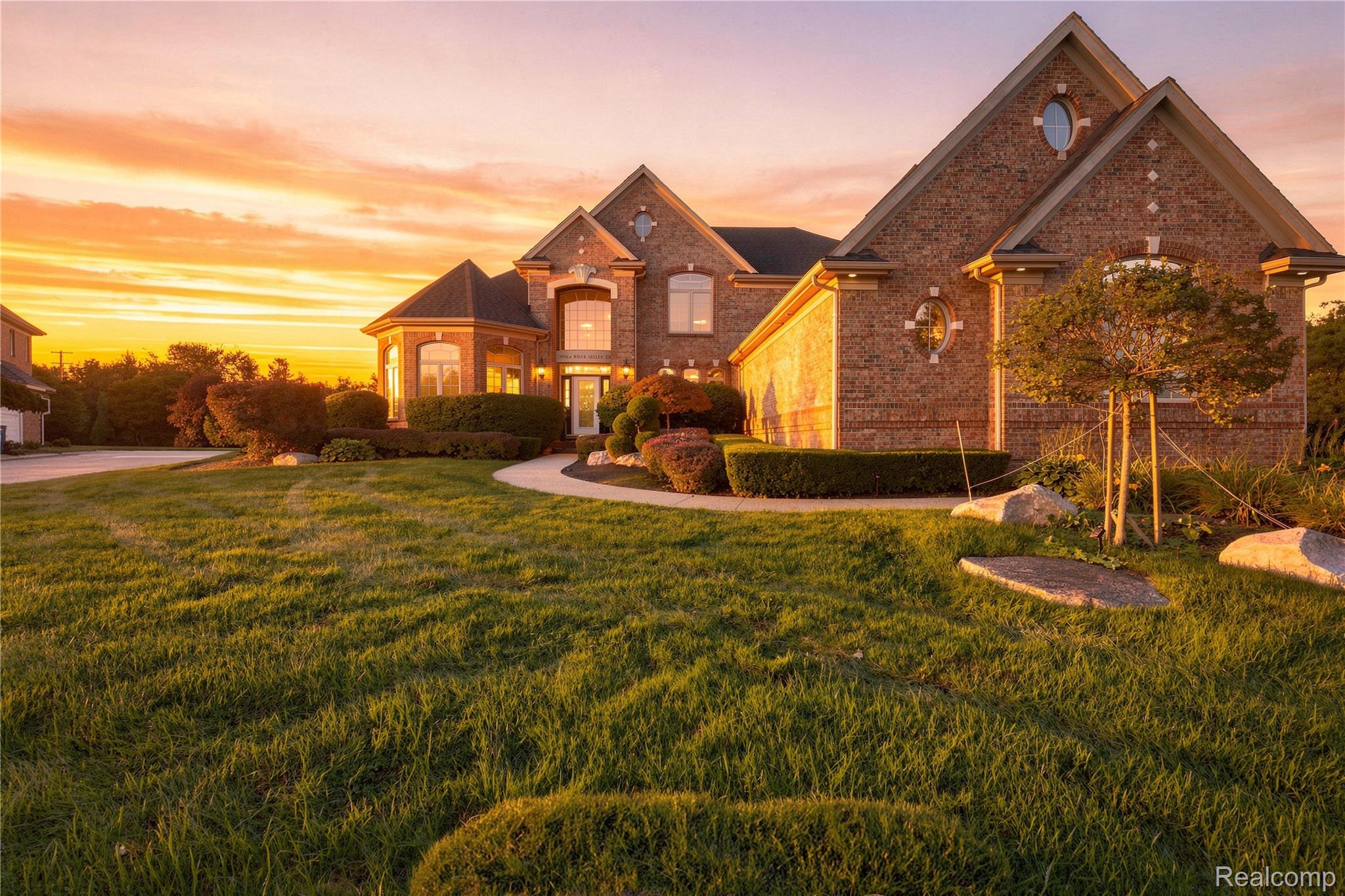 19344, River Valley, Macomb, Michigan, 48044
