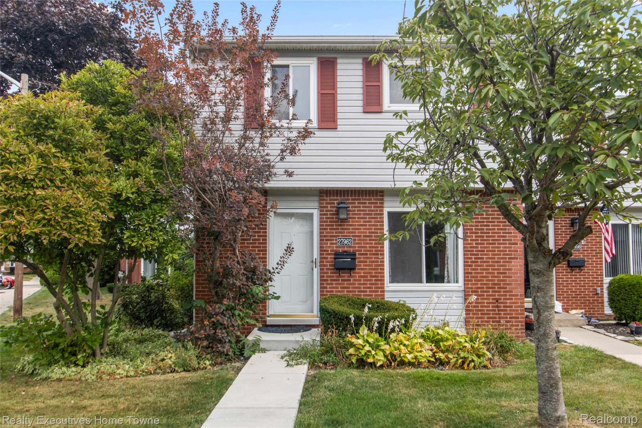 27962, Eastwick square, Roseville, Michigan, 48066