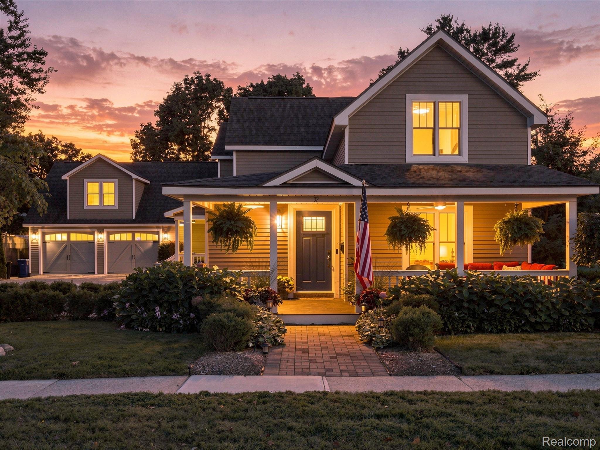 32, Park, Oxford, Michigan, 48371