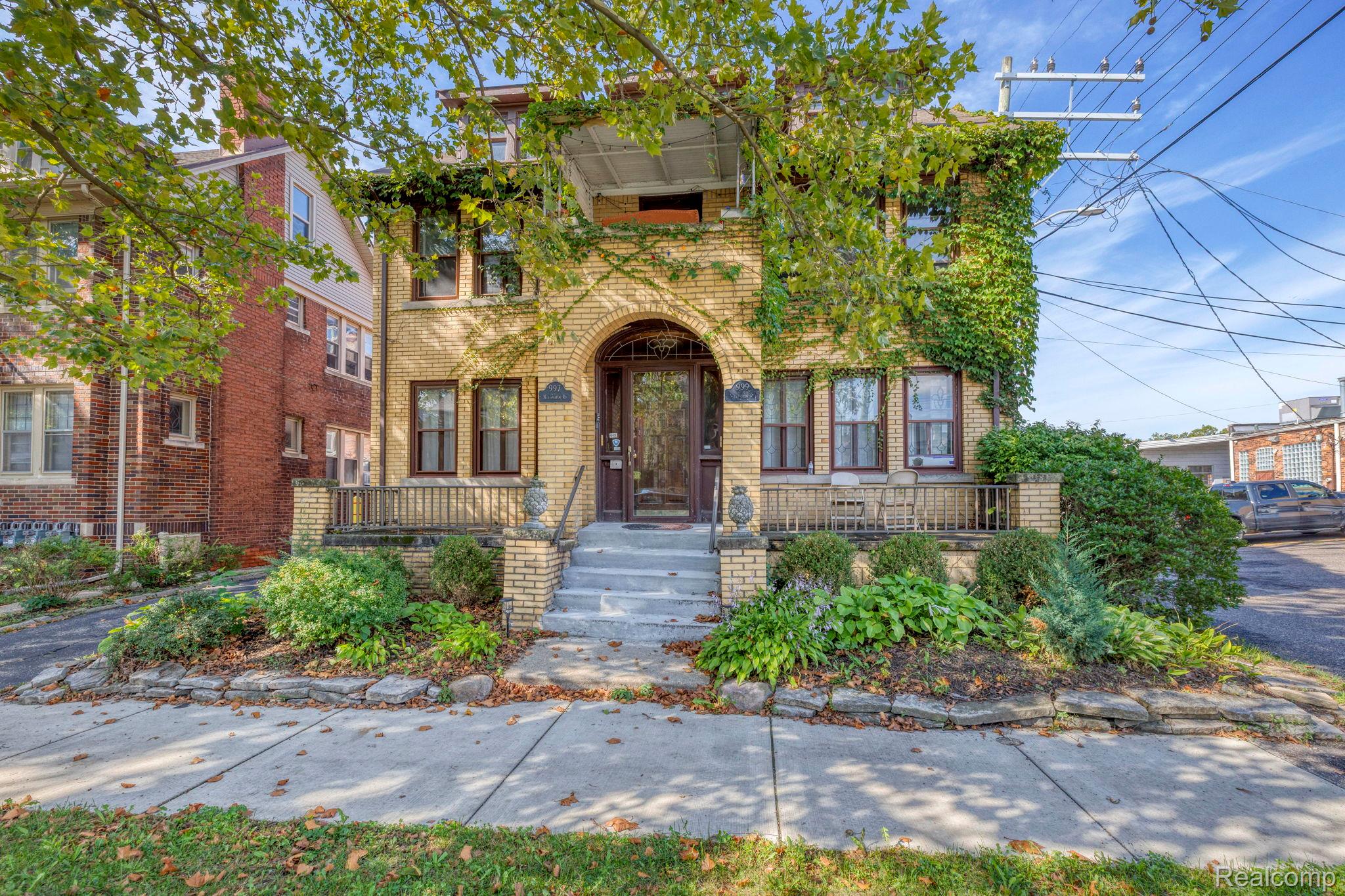 999, Nottingham, Grosse Pointe Park, Michigan, 48230