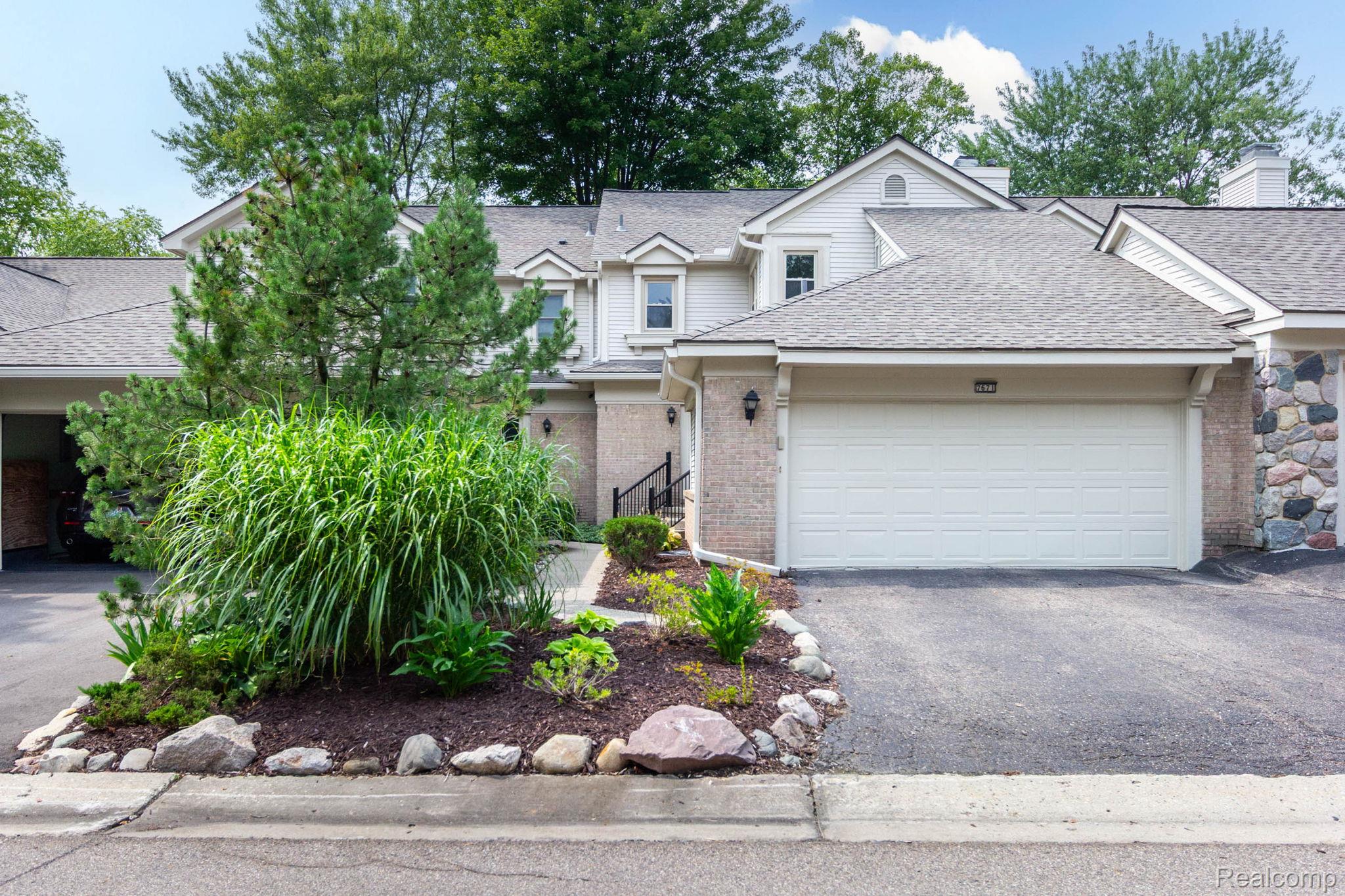 7671, DANBURY, West Bloomfield, Michigan, 48322
