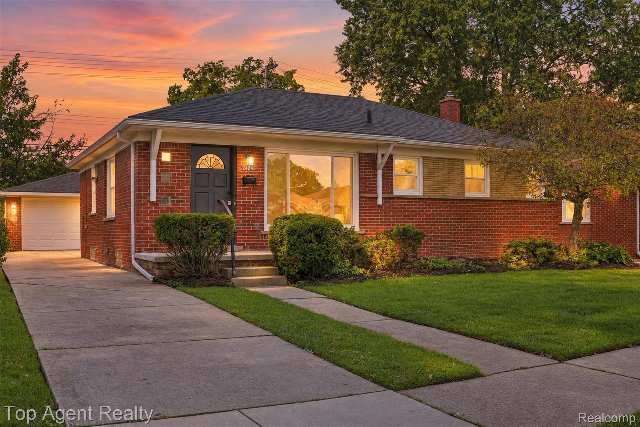 24243, Petersburg, Eastpointe, Michigan, 48021
