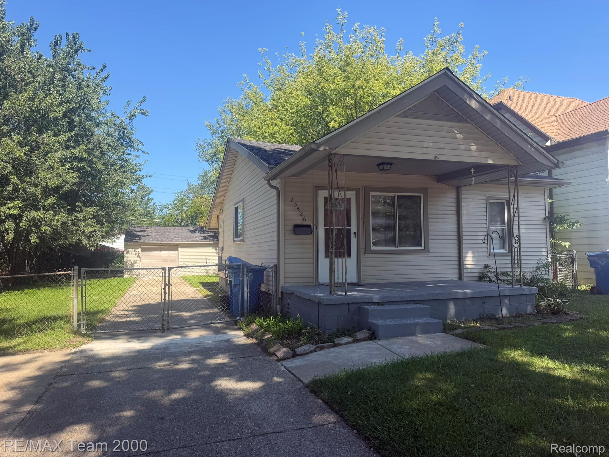 25526, New York, Dearborn Heights, Michigan, 48125