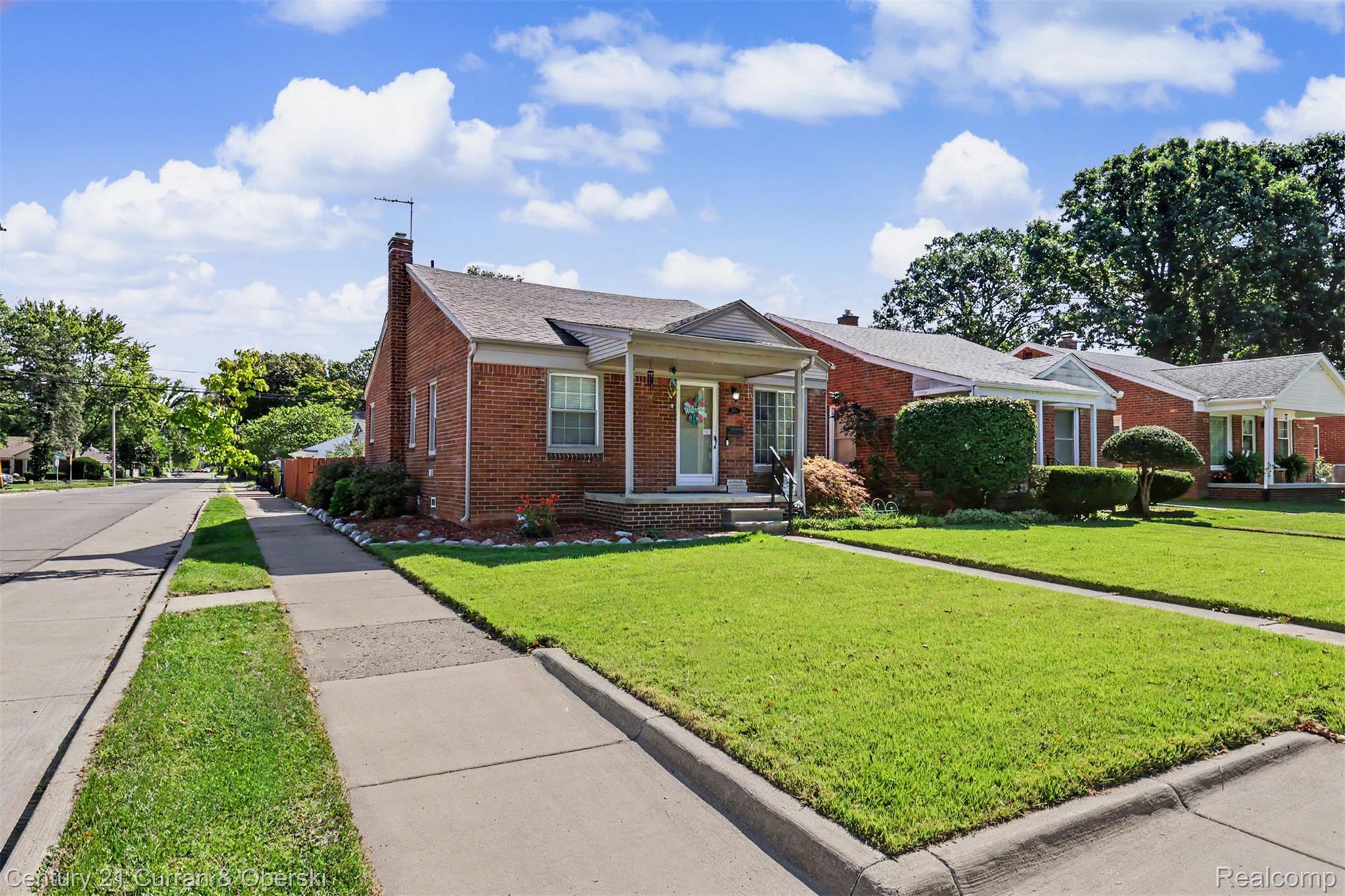 2903, Cornell, Dearborn, Michigan, 48124