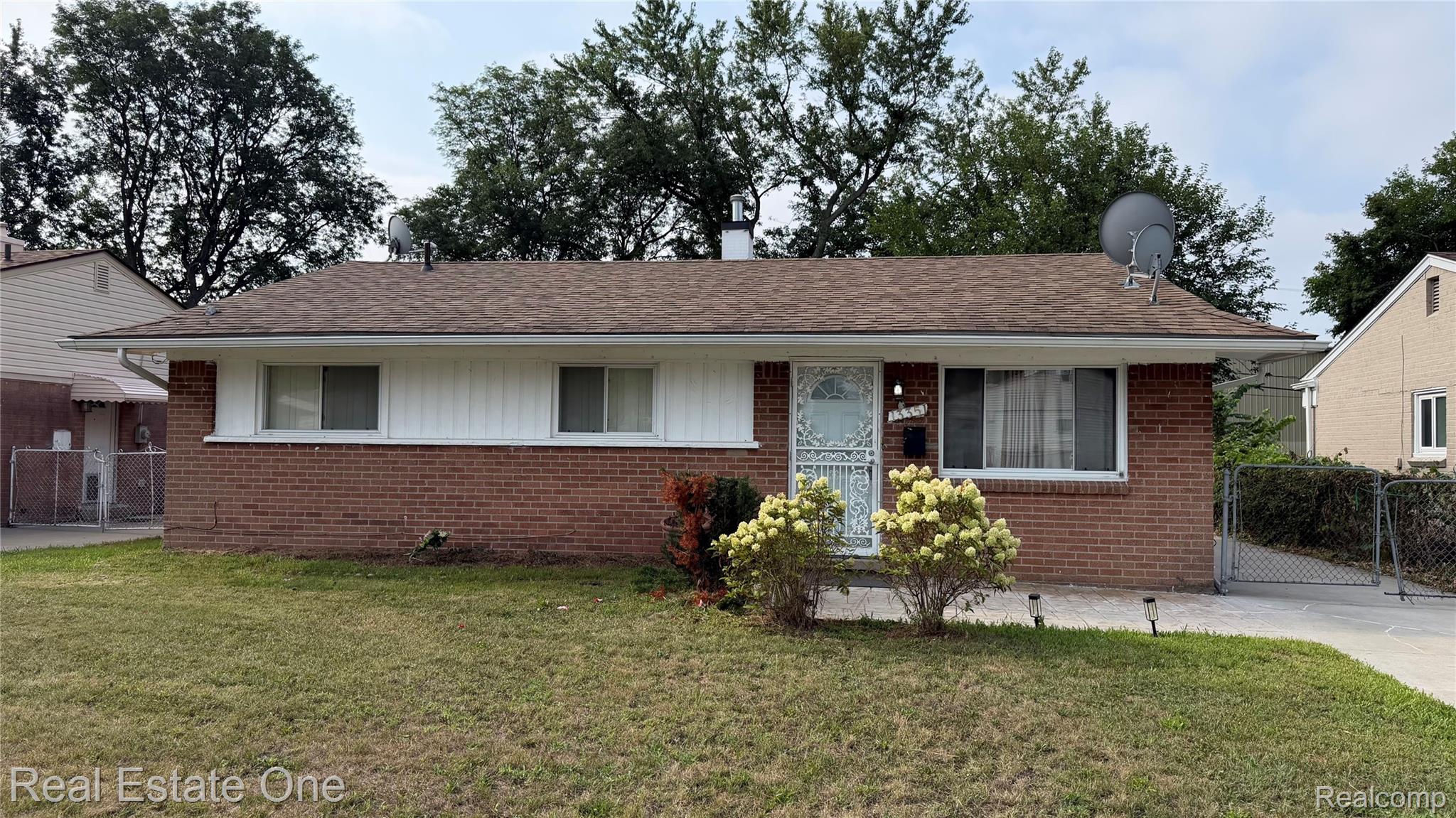 13351, Albany, Oak Park, Michigan, 48237