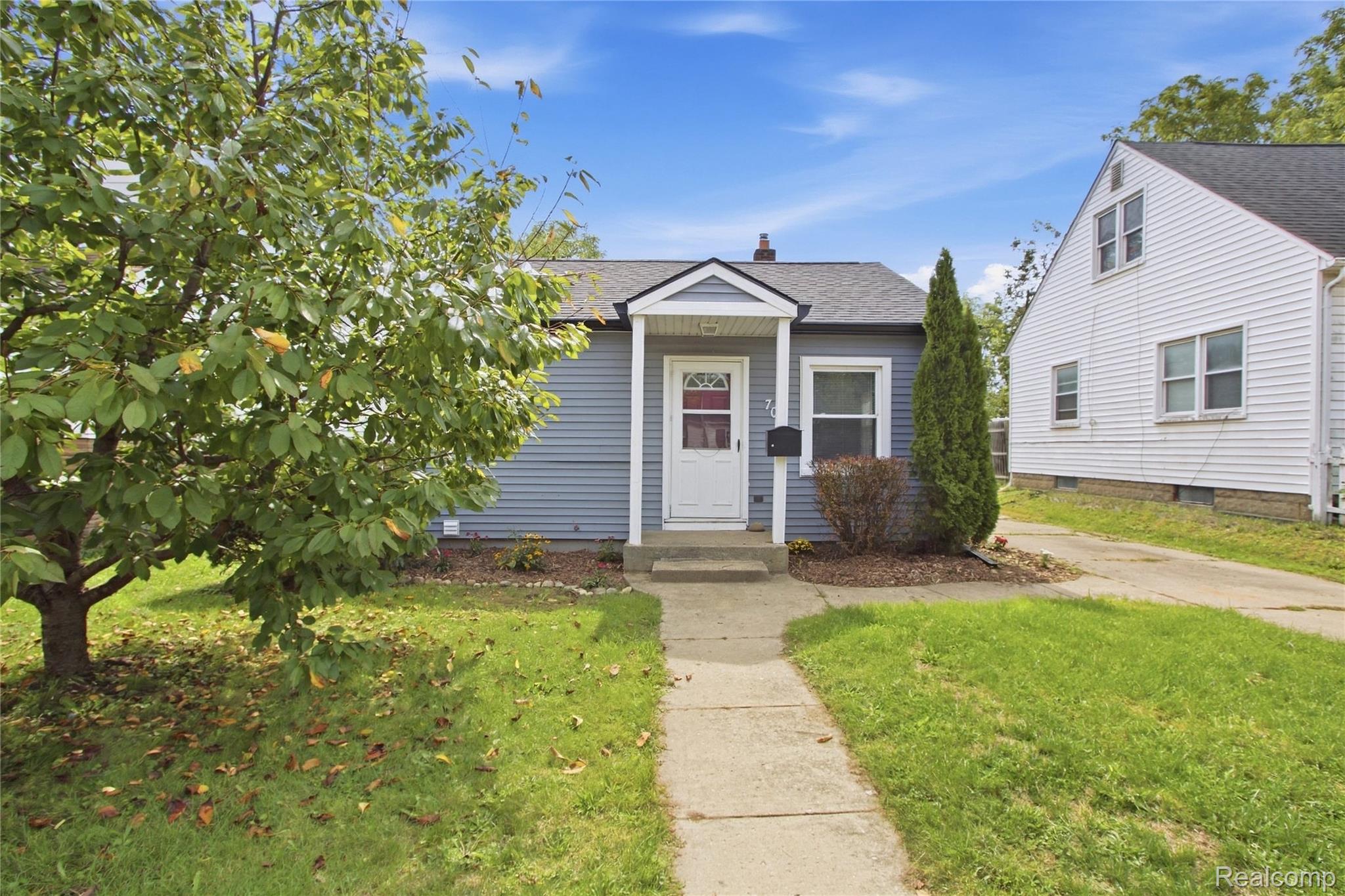 702, Maus, Ypsilanti, Michigan, 48198