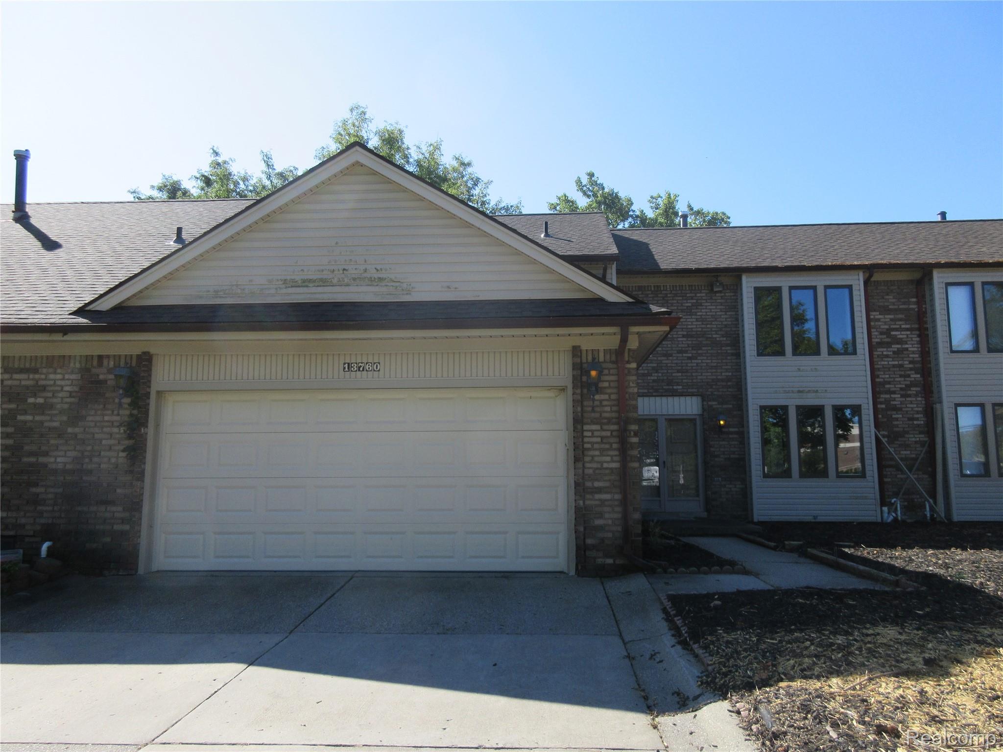 13760, Plumbrook, Sterling Heights, Michigan, 48312