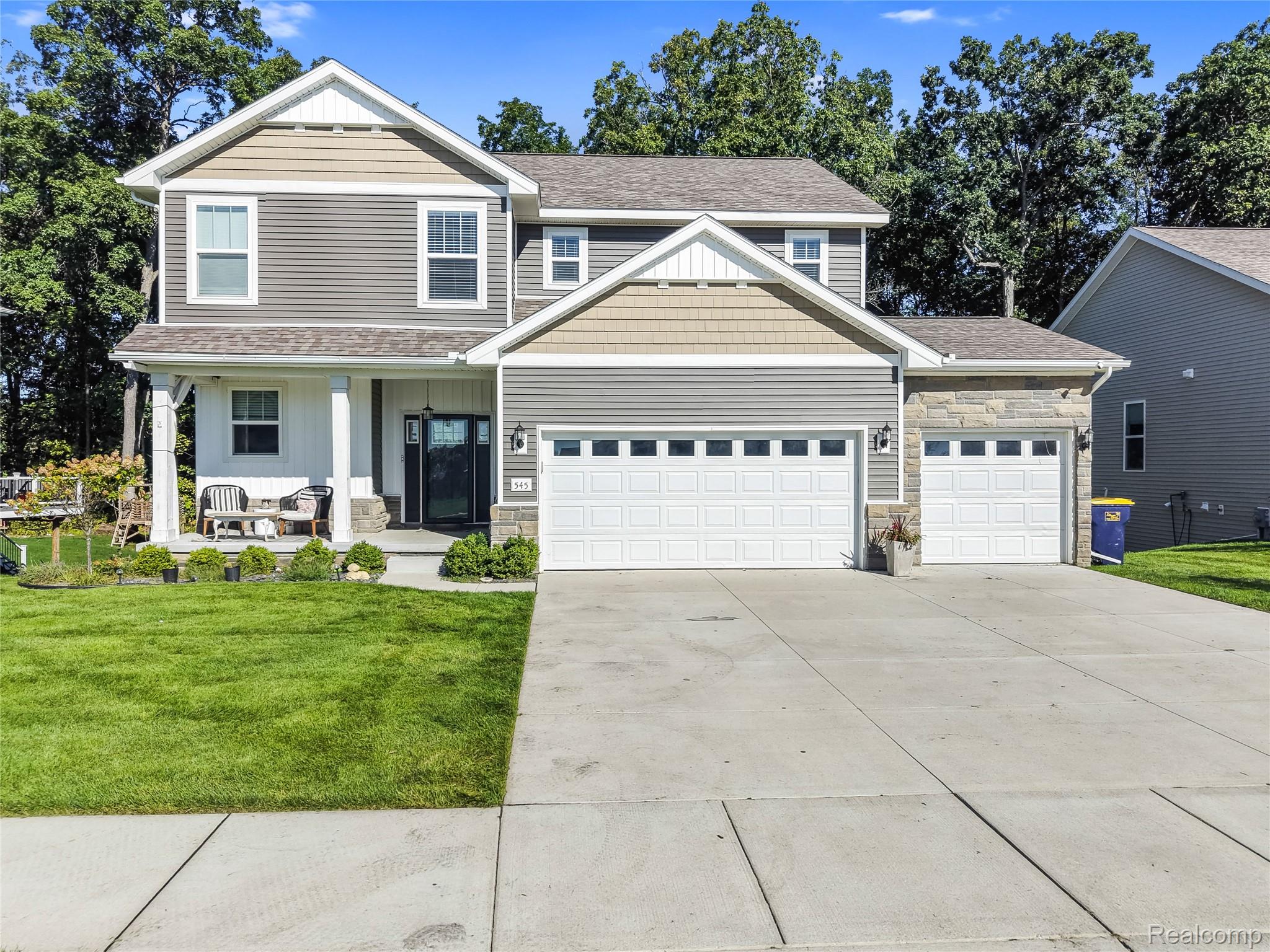 545, Trestle, Howell, Michigan, 48843