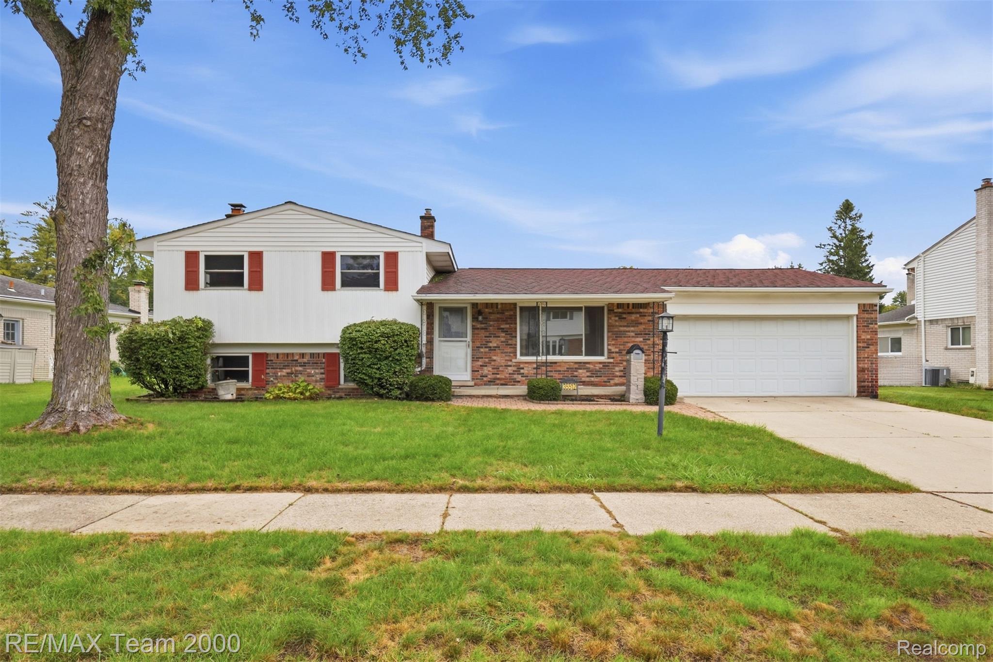 35512, Southampton, Livonia, Michigan, 48154
