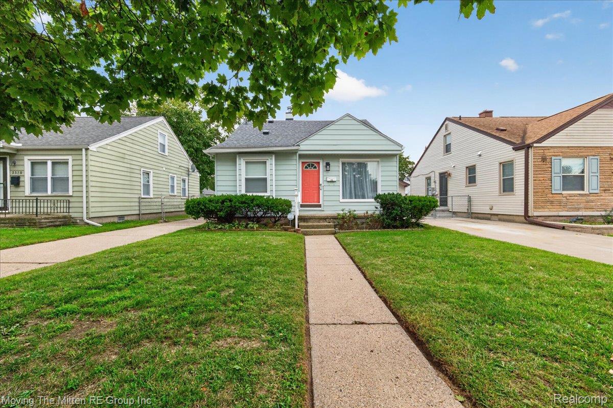 2326, Rowland, Royal Oak, Michigan, 48067