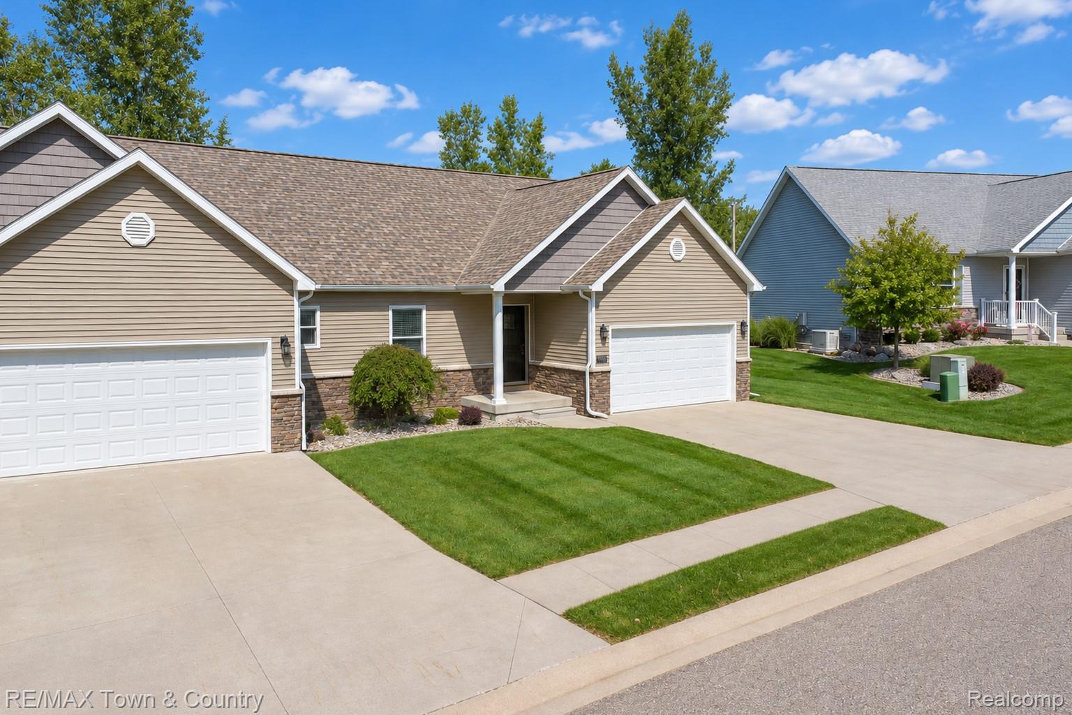 7070, Cambridge, #12, Flushing, Michigan, 48433