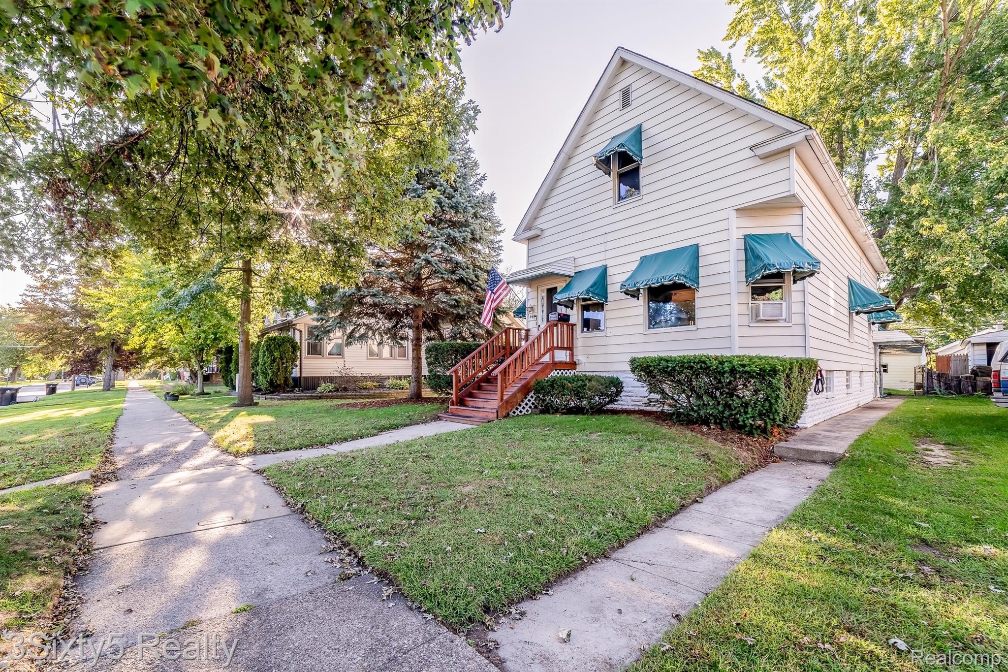 447, Walnut, Wyandotte, Michigan, 48192