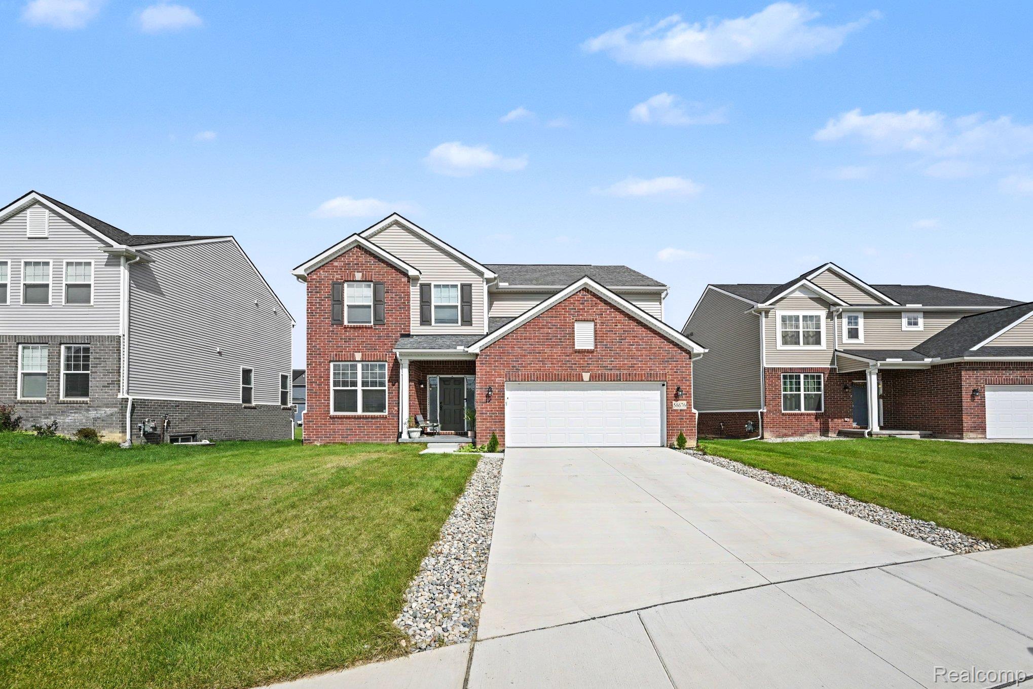 58676, Losino, South Lyon, Michigan, 48178