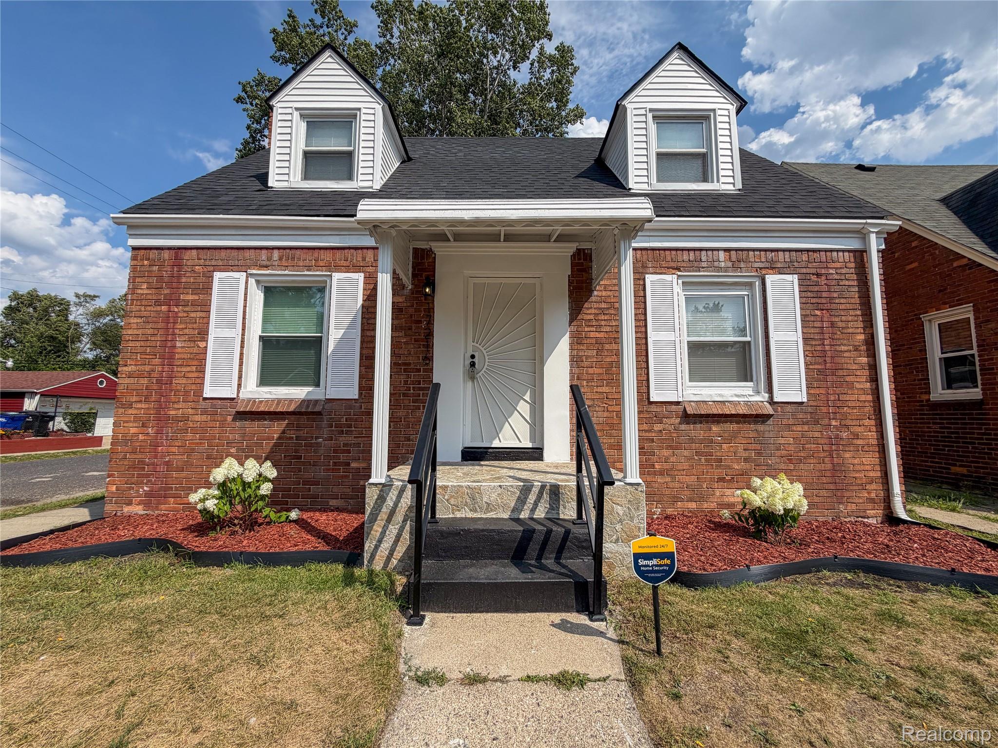 17216, Appoline, Detroit, Michigan, 48235