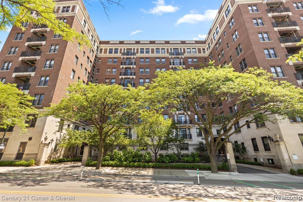 2900, Jefferson, #D501, Detroit, Michigan, 48207