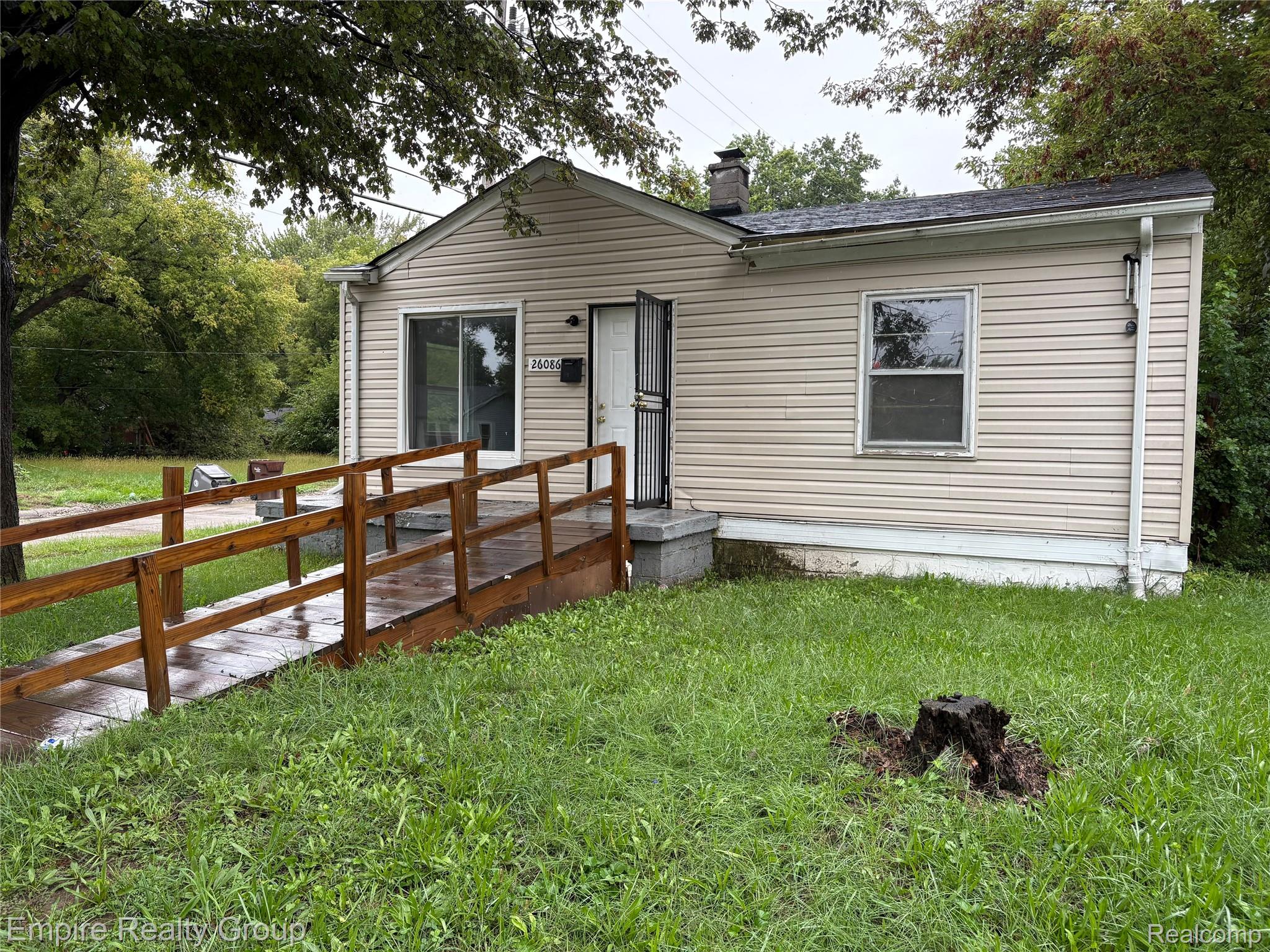 26086, Colgate, Inkster, Michigan, 48141