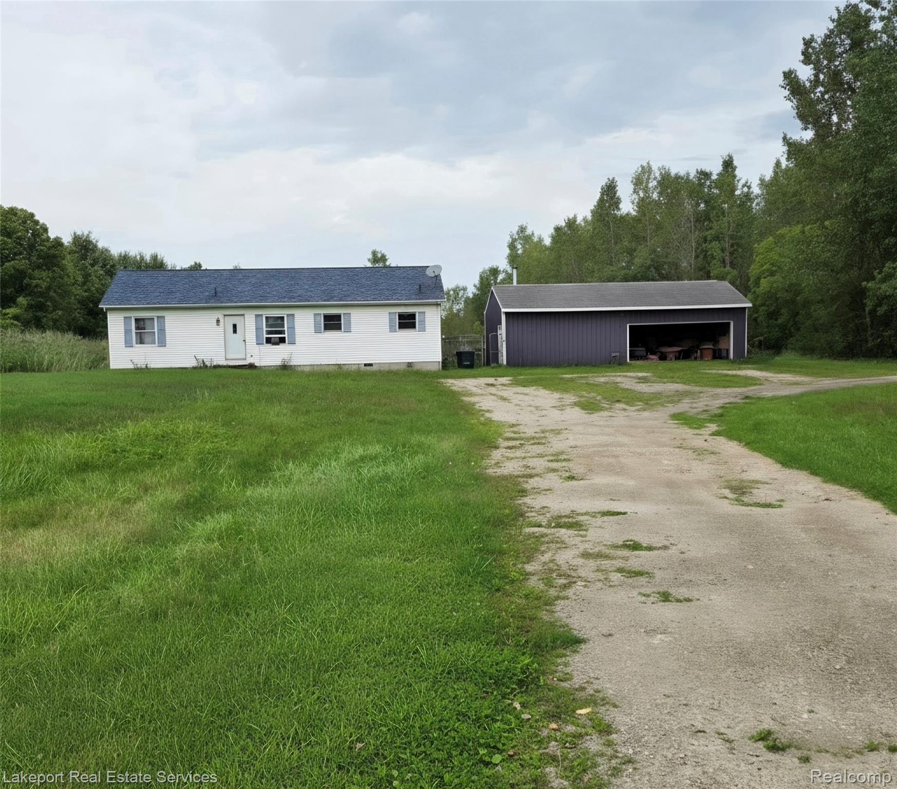 7928, Metcalf Rd, Greenwood, Michigan, 48006