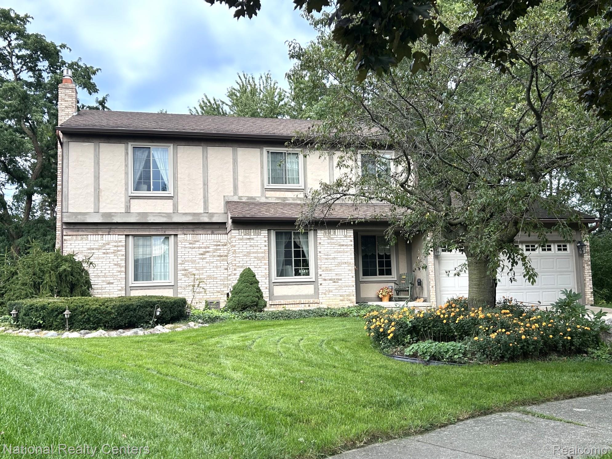 38630, Meeting House, Livonia, Michigan, 48154