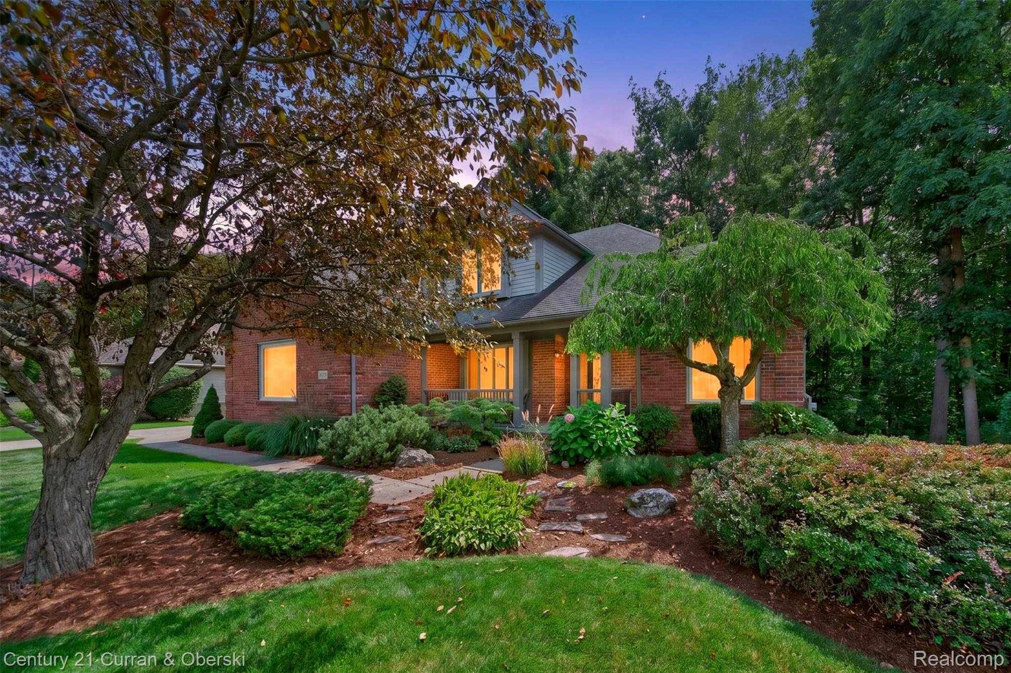 1230, Cottonwood, Lake Orion, Michigan, 48360