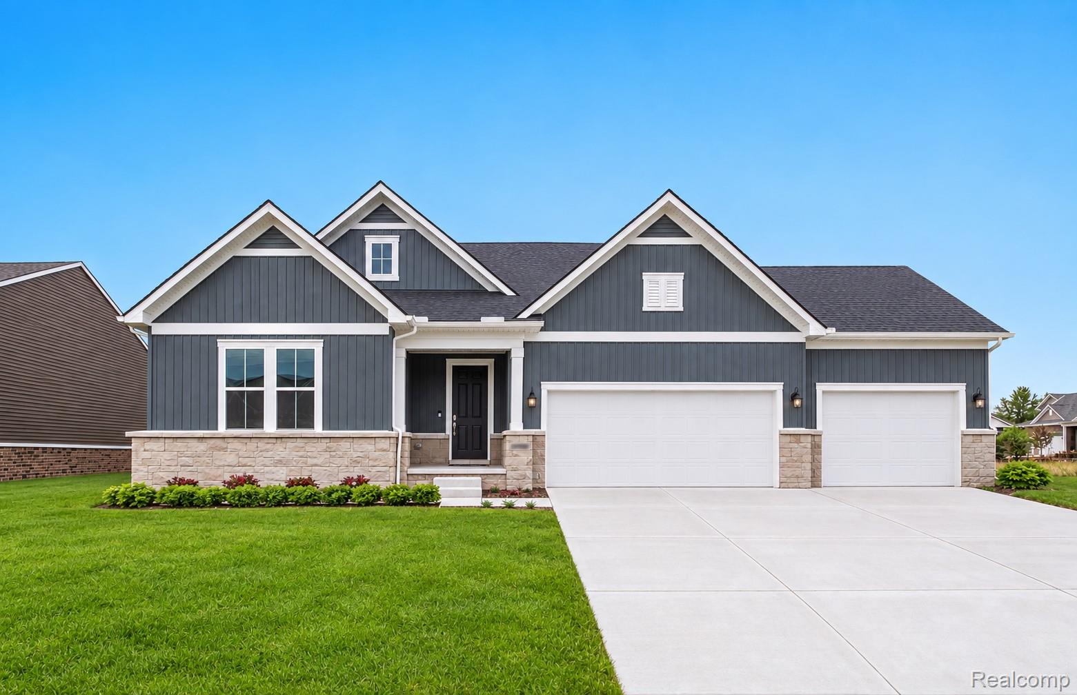 50649, Crusader, Macomb, Michigan, 48044