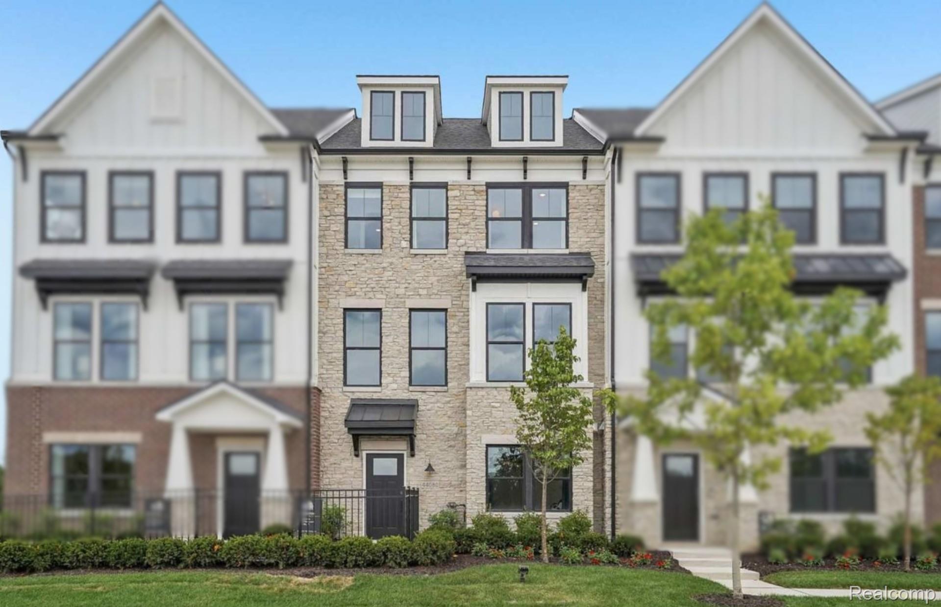 44015, Oakmont, Plymouth, Michigan, 48170